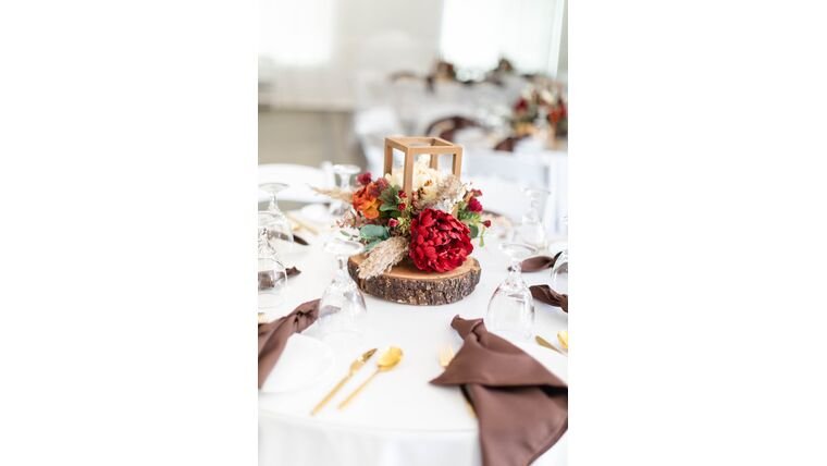 $25.00 - Fall wood Center with Floral attachment