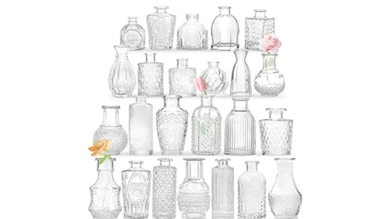 $2.00-  Assorted Vintage Clear Budvase 