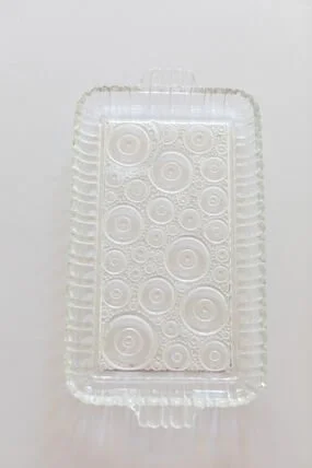 $0.75- 6" x 11" Circle Design Square Glass tray