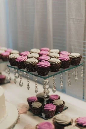 $25.00 Crystal Dessert Stand With Jewel Dangles 