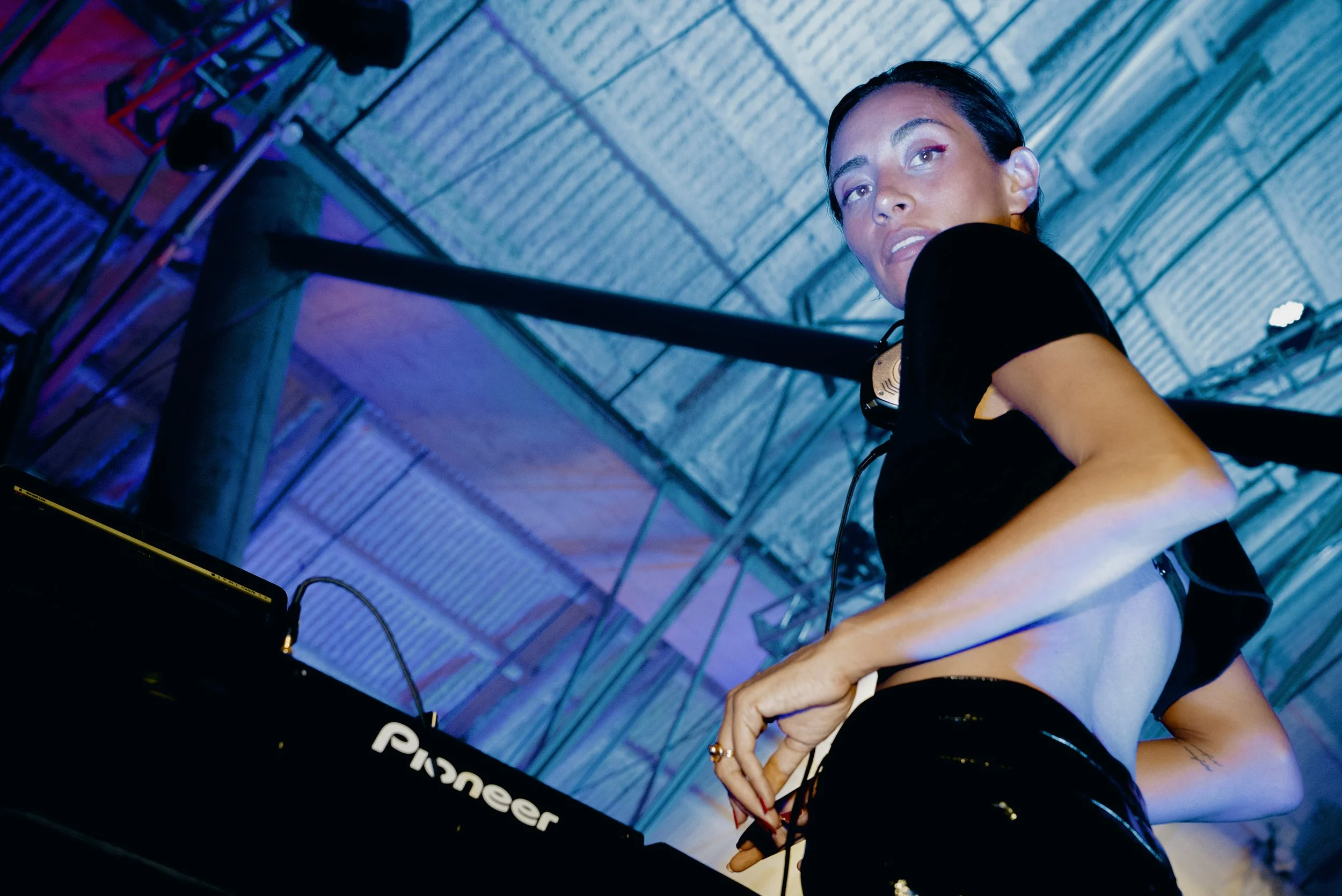 SYFY-LOLA-LANGUSTA-COMIC-CON-2018-1.JPG