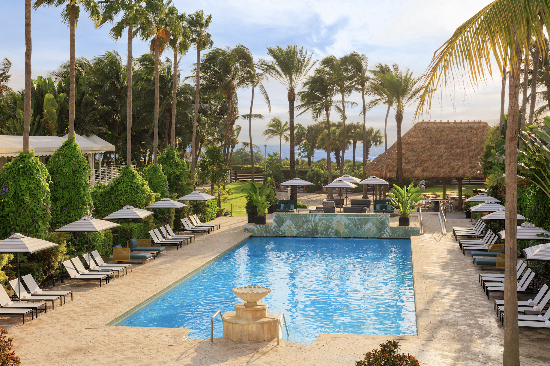 Kimpton Surfcomber Hotel