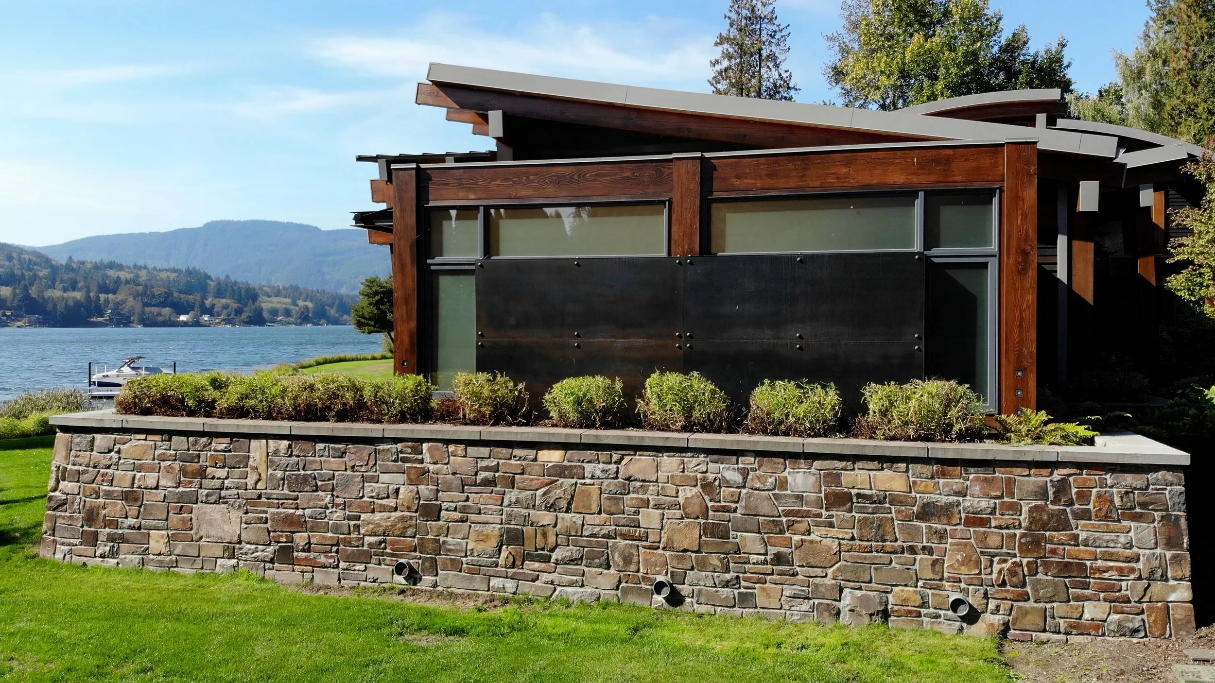 LAKE SAMISH RESIDENCE