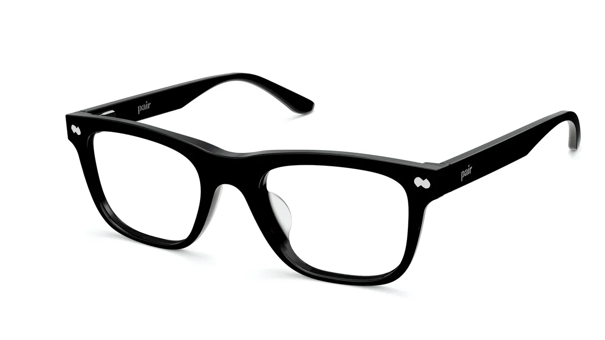 JESSIE-BLACK-ANGLE.webp