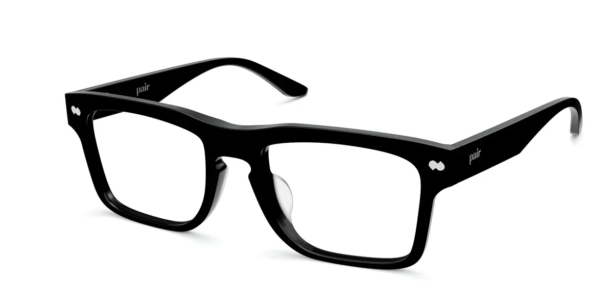DREW-BLACK-ANGLE.webp