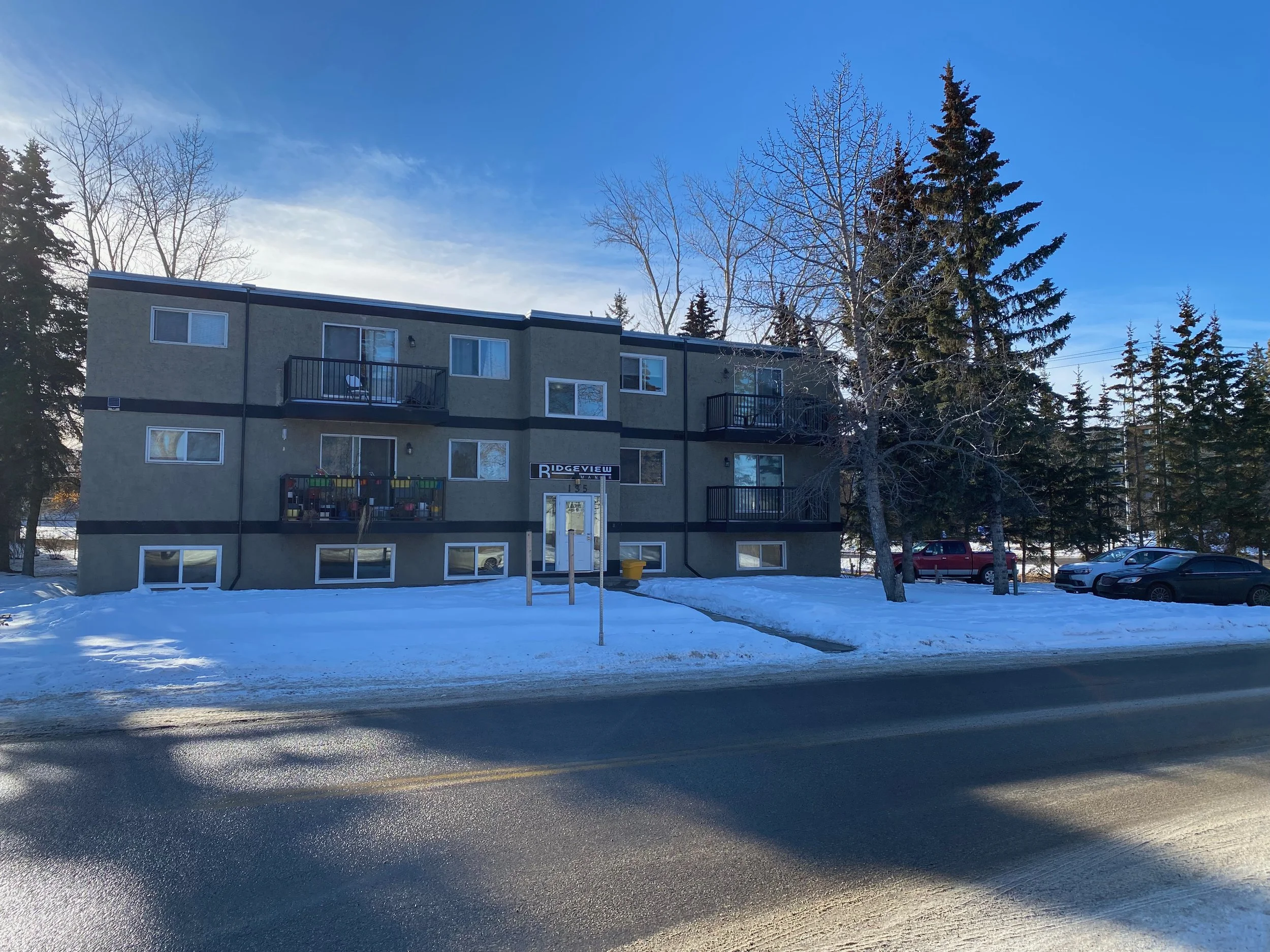 Red Deer - 12plex Photo.jpeg