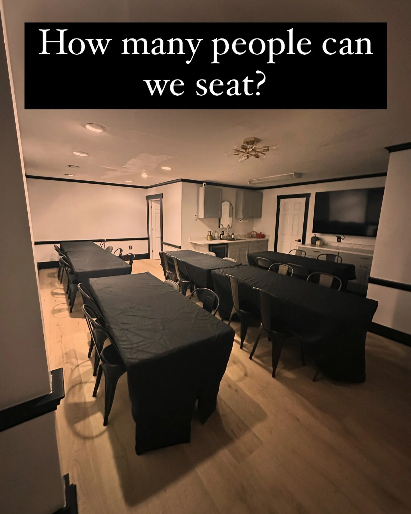 Have you been wondering how many people can we actually fit in this space? 

Here&rsquo;s a set up for 25 people with space still to move around. I know the space can be deceiving, but it can really fit 25 people seated with plenty of room to move ar