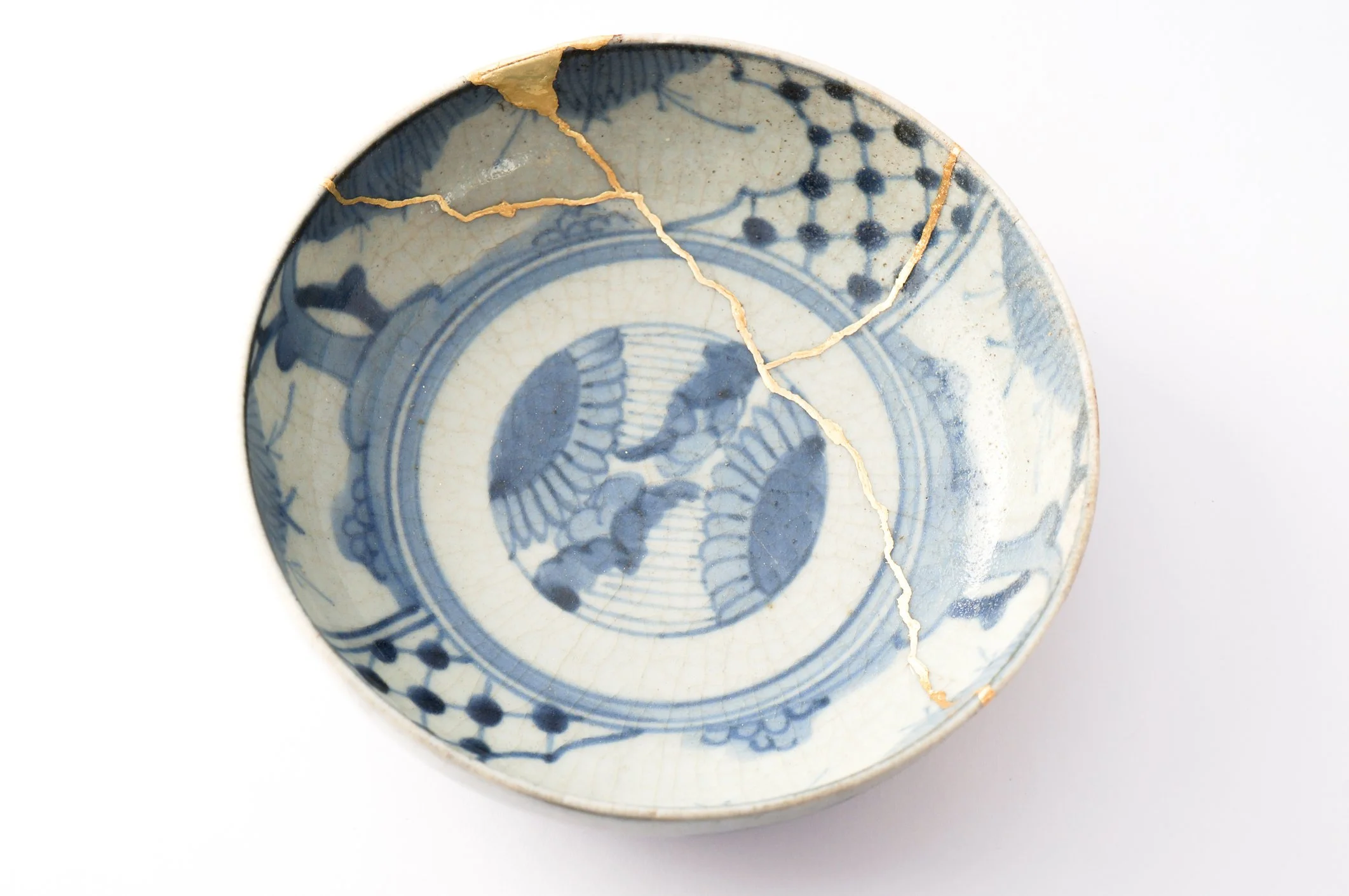 Healing Complex Trauma Through Kintsugi: The Beauty of Brokenness