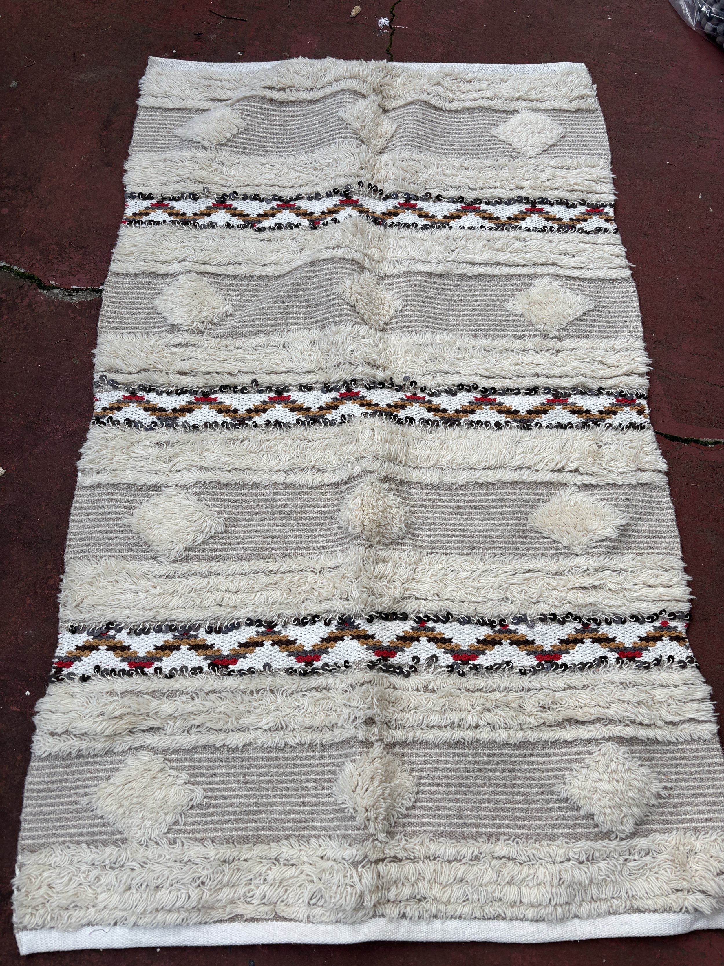 3x6' Patterned Rug/Hanging with Sequins $45 (ST75)