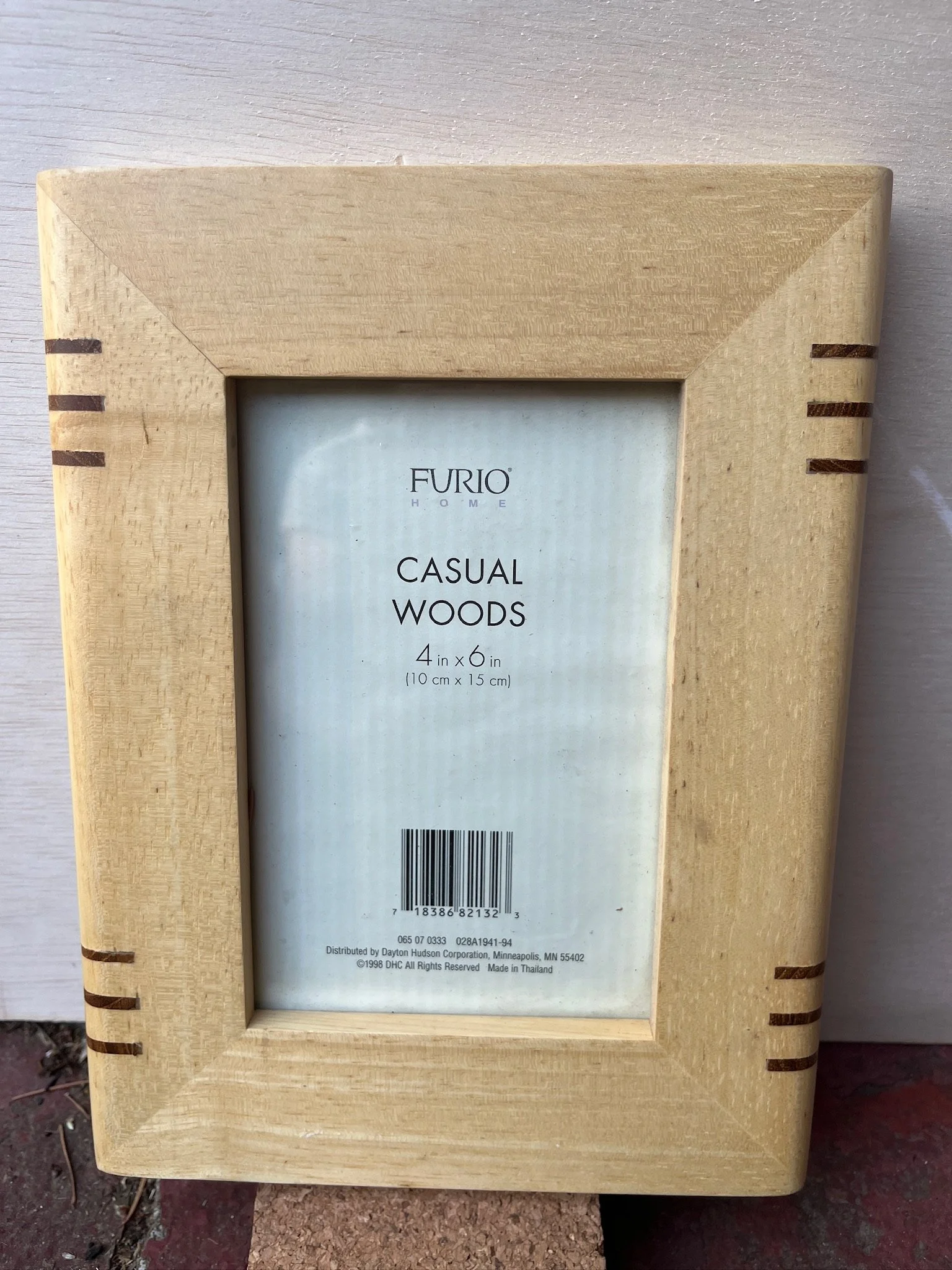 Wood Frame 4x6 $6 (ST13)
