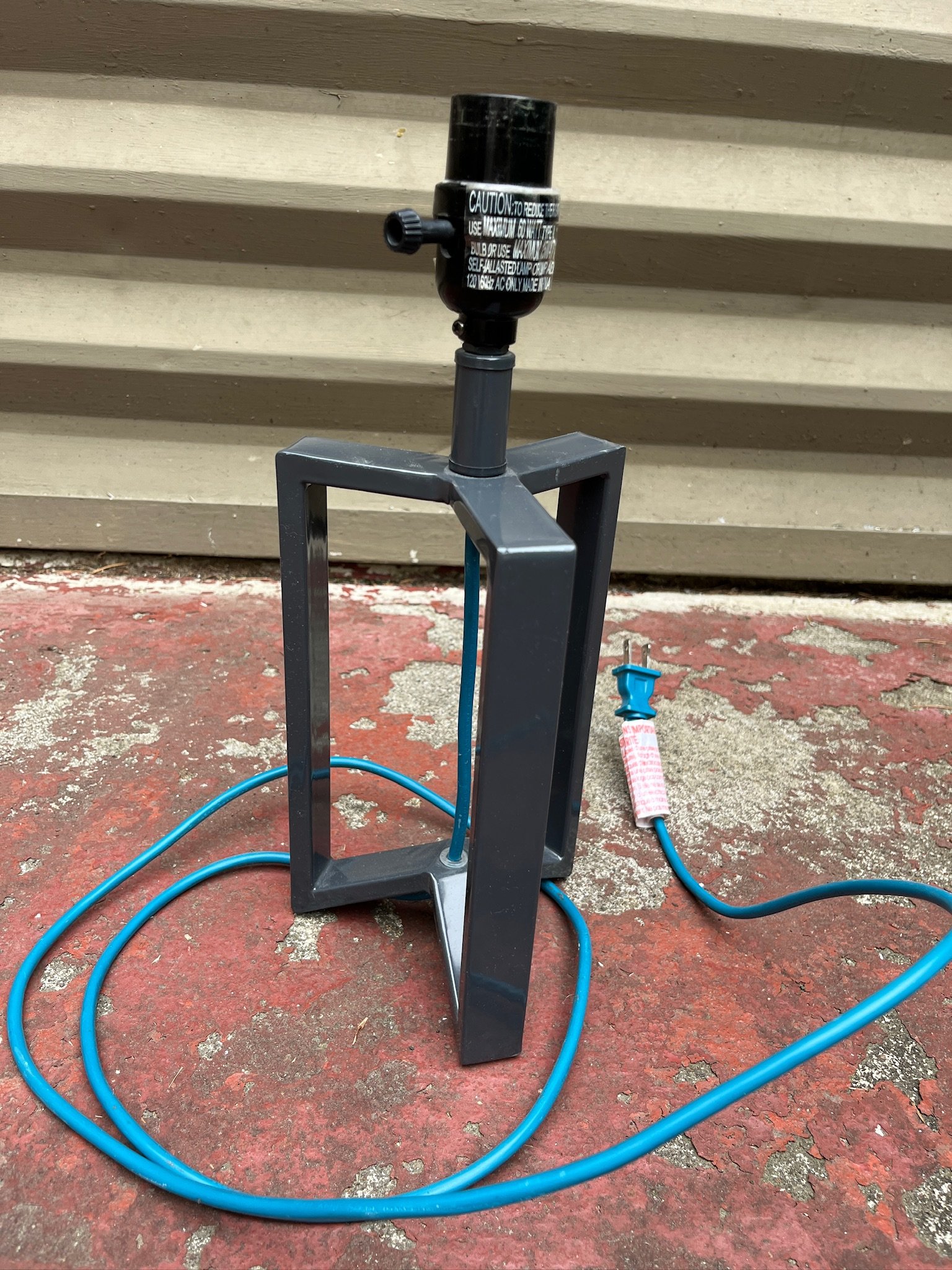 Grey Metal Frame Lamp with Blue Cord $9 (ST26)