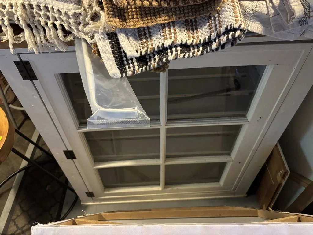 Glass 35Wx40Hx16.5D Cabinet with Wood Top $30 (ST41)