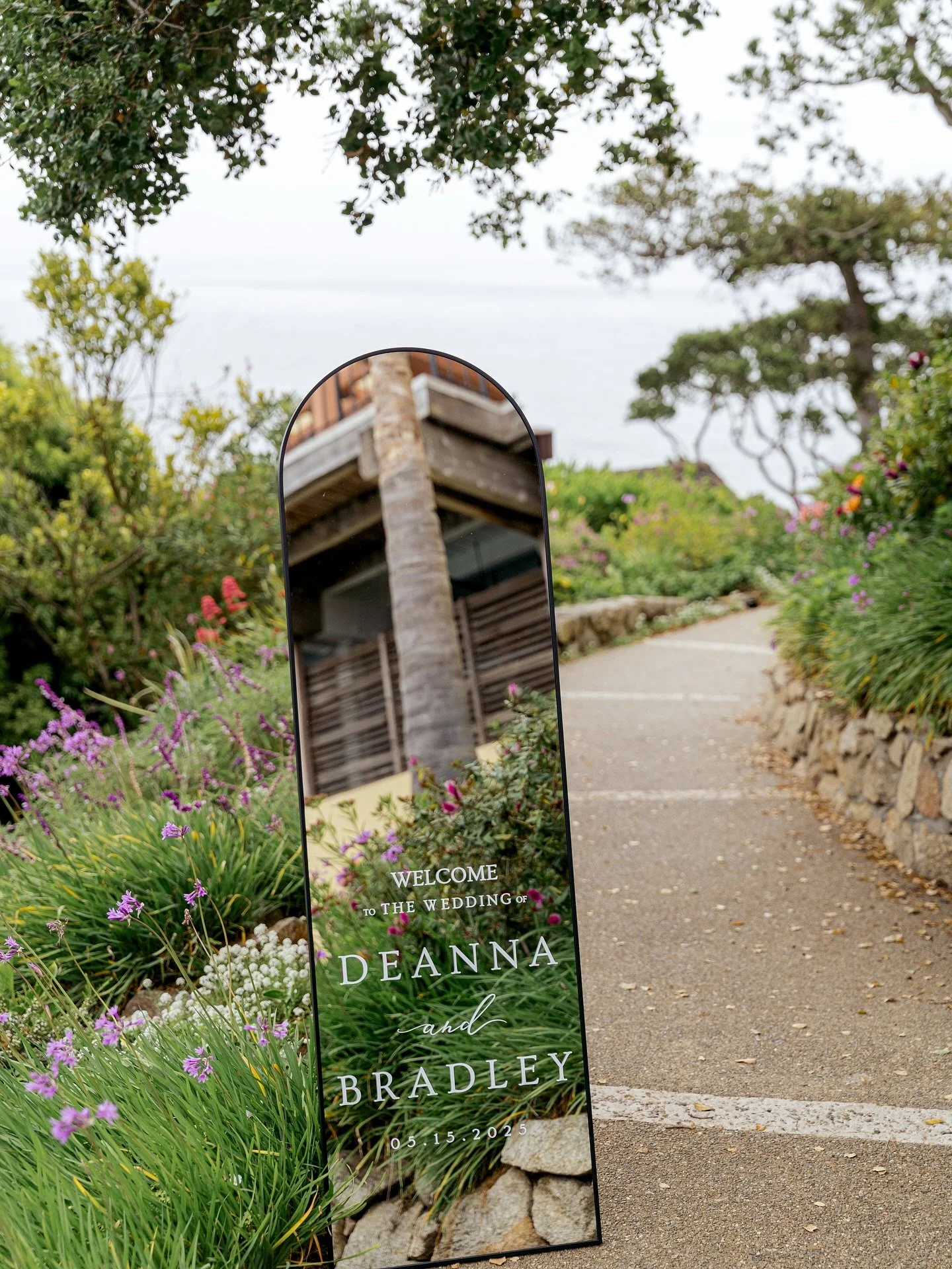 There’s beauty in the details — but even more in restraint. Clean lines, soft tones, and thoughtful touches can say more than all the sparkle in the world.
Time of Year:  Spring
Bride: @deannapartida 
Venue: @highlandsinn 
Wedding Planne