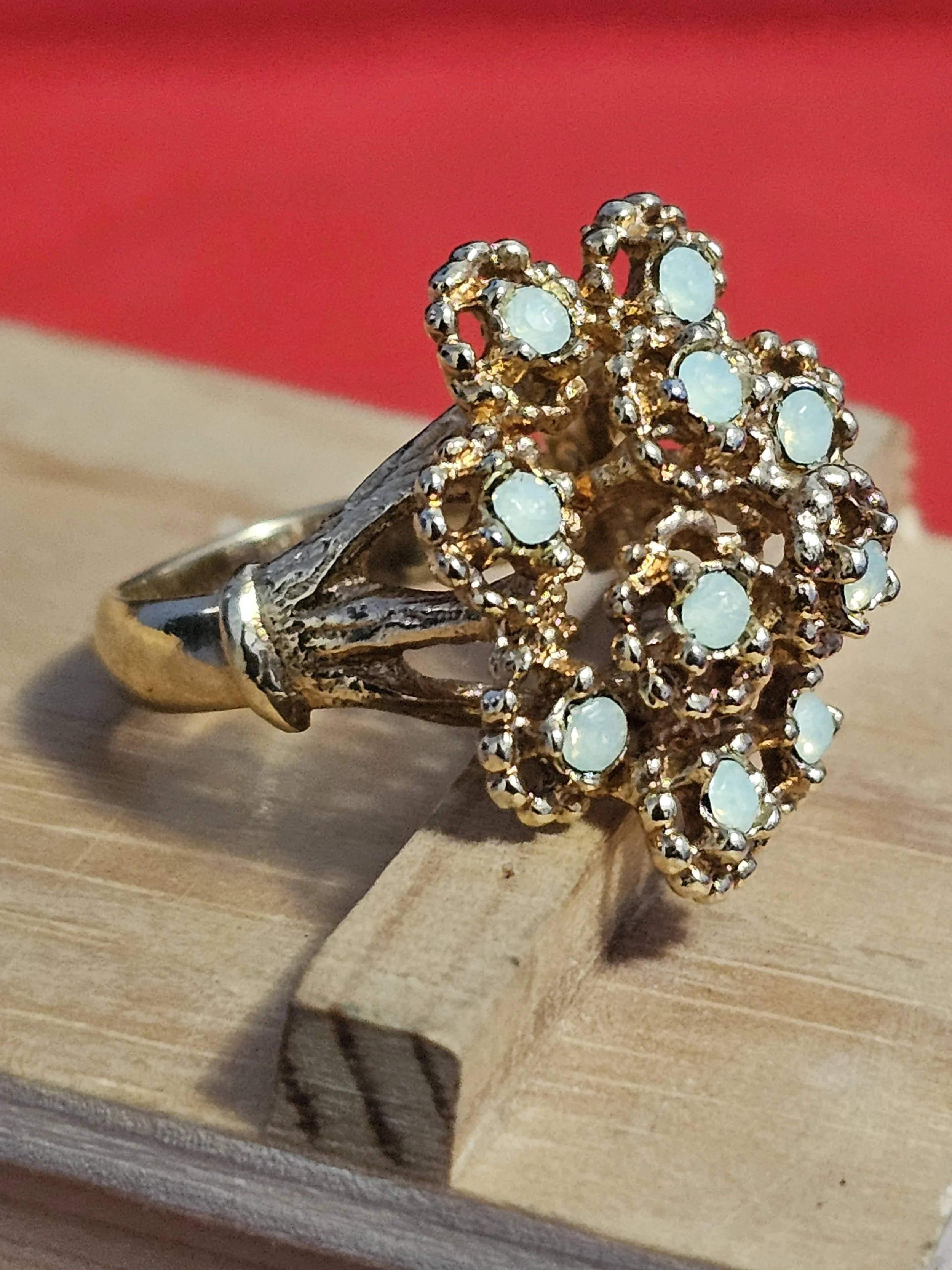 Vintage Gold Tone Opal stones.  size 6 3/4