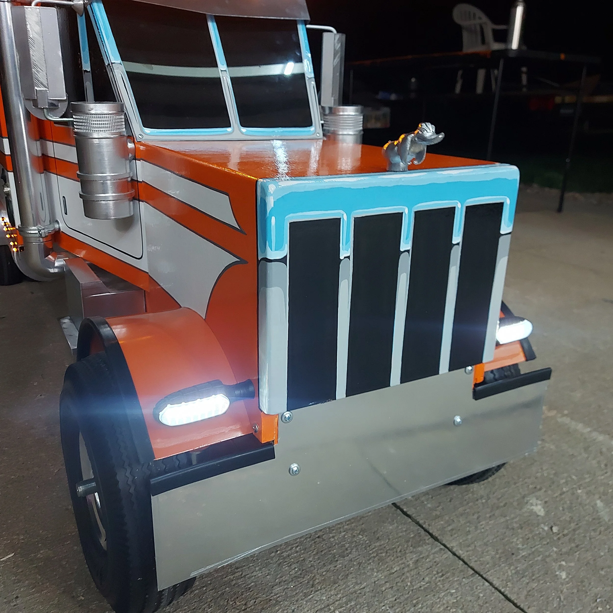 SEMI-TRAILER TRUCKS — Big Scale RC Trucks