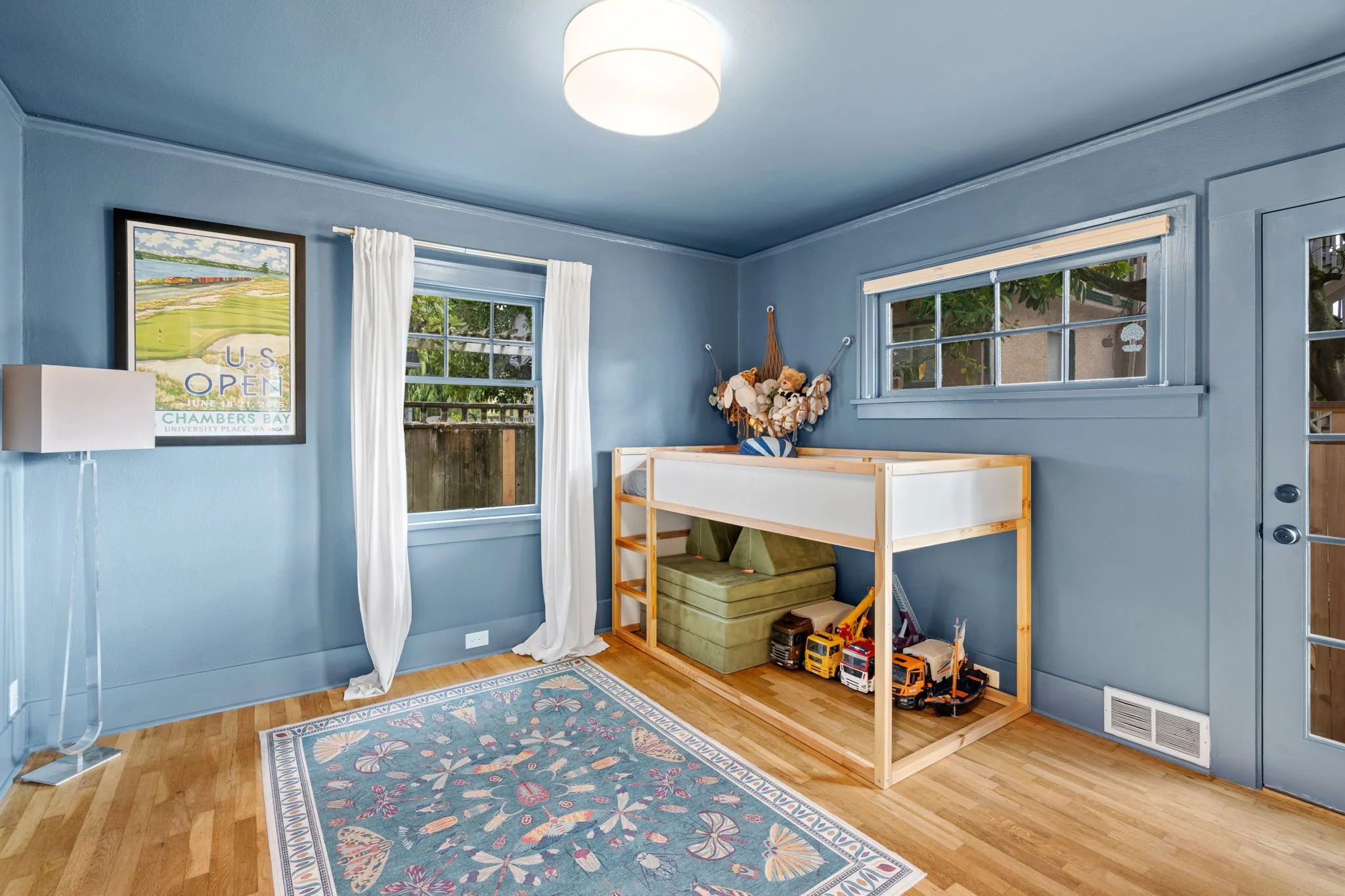 23-web-or-mls-RE-MEDIA Photos-23.jpg