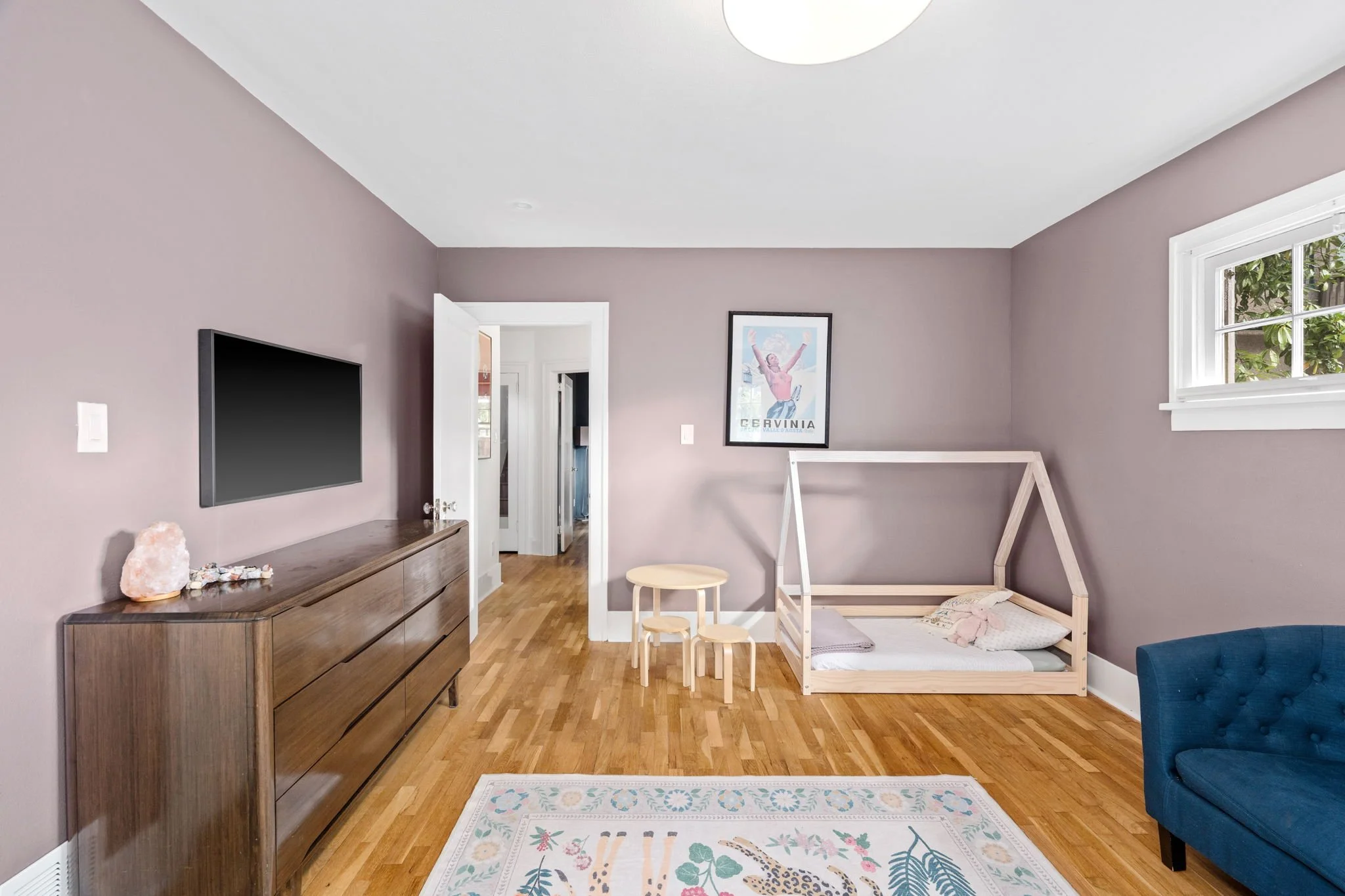25-web-or-mls-RE-MEDIA Photos-25.jpg