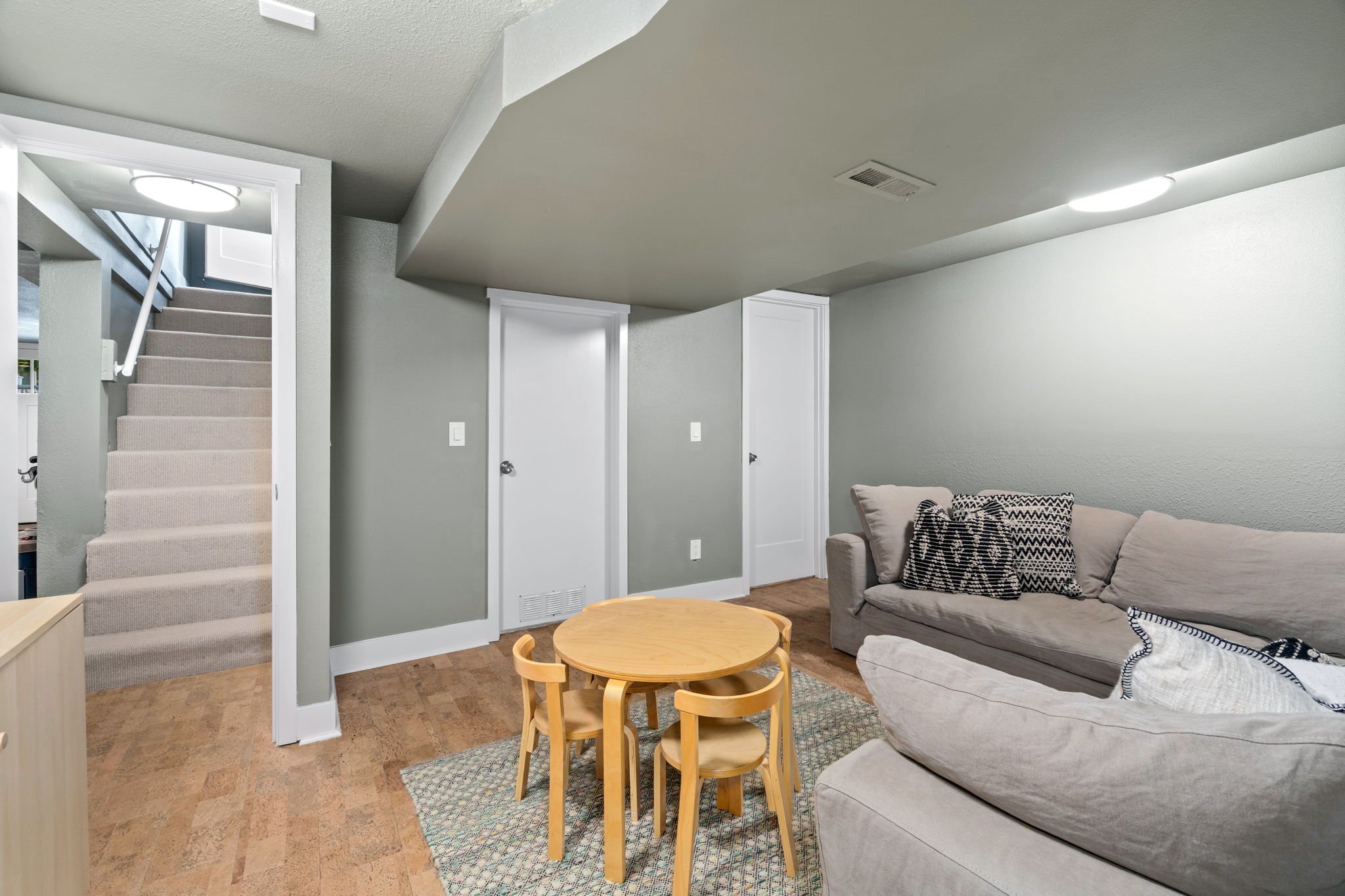 27-web-or-mls-RE-MEDIA Photos-27.jpg