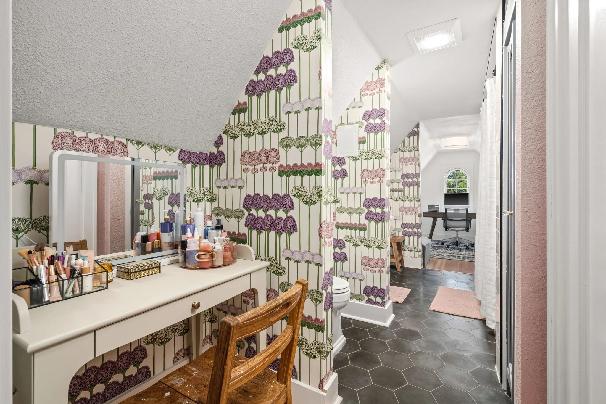 39-web-or-mls-RE-MEDIA Photos-39.jpg