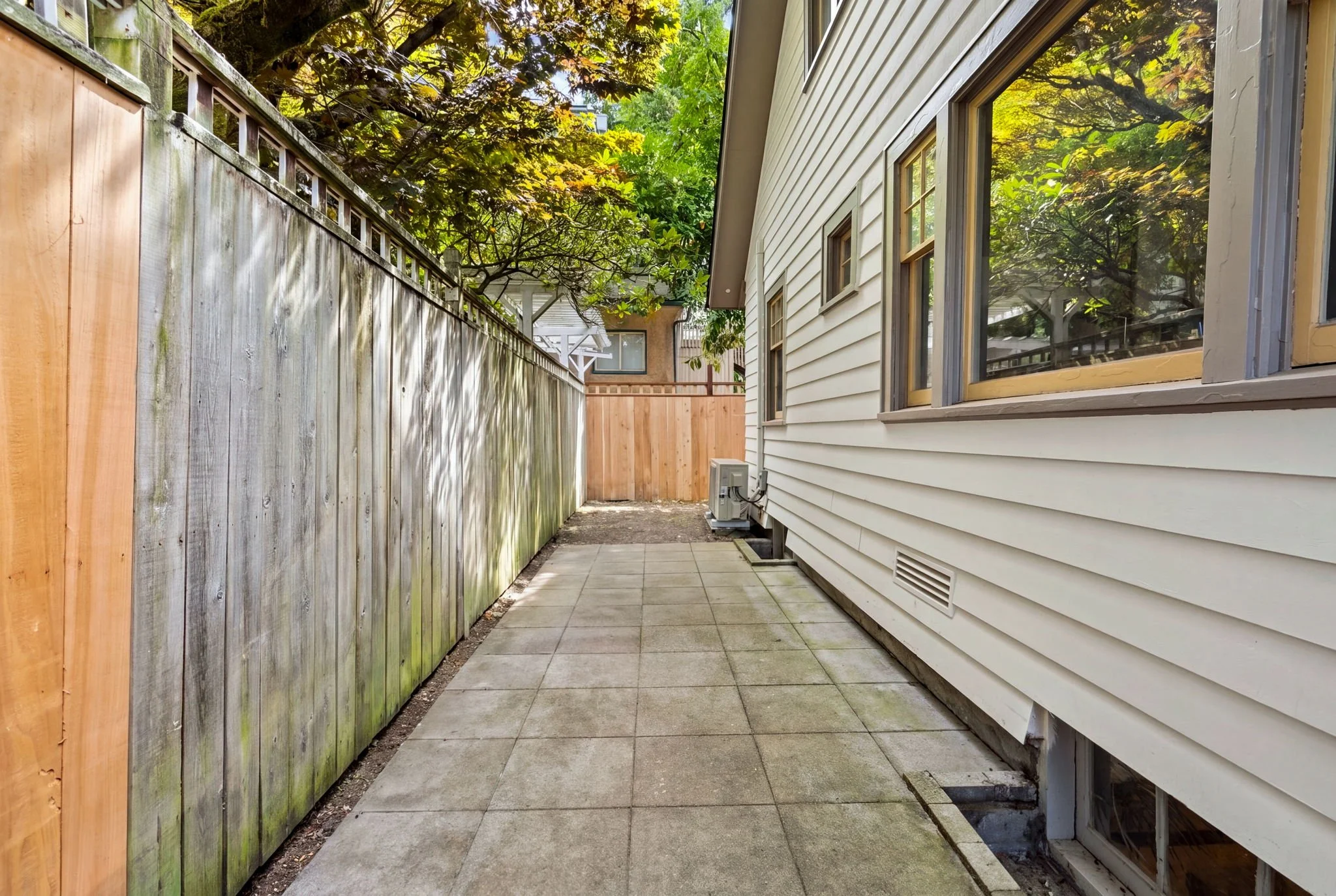 44-web-or-mls-RE-MEDIA Photos-44.jpg