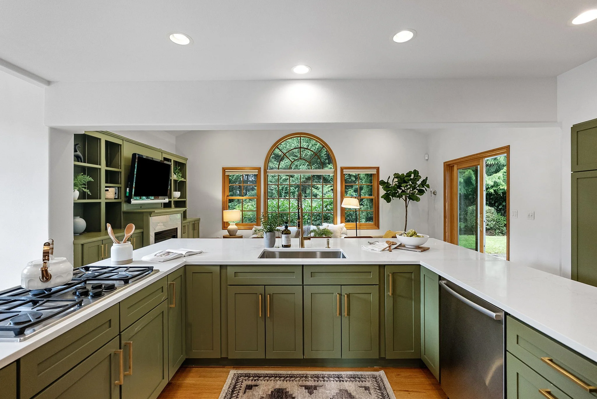 9-web-or-mls-4918-85th-ave.jpg