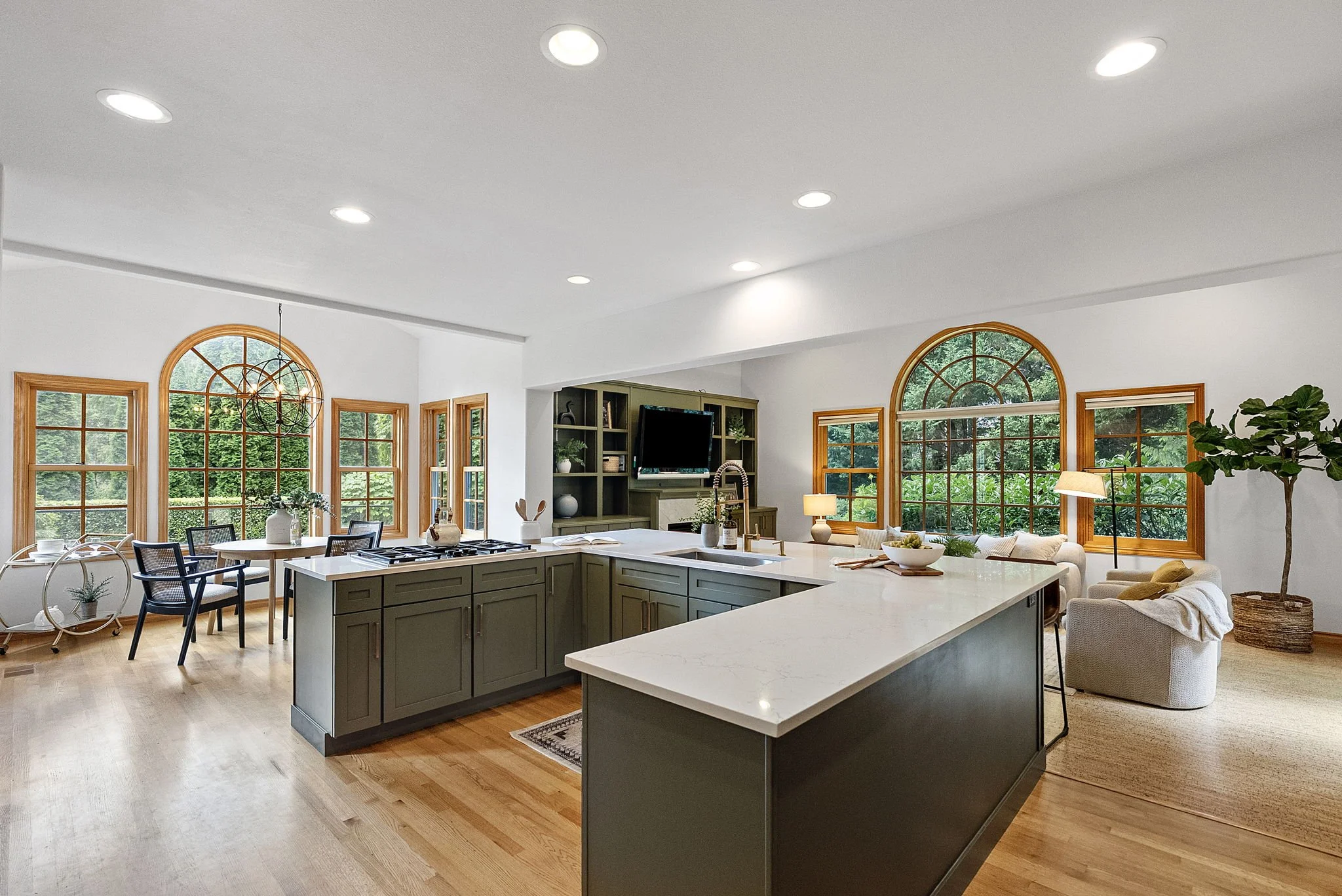 8-web-or-mls-4918-85th-ave.jpg