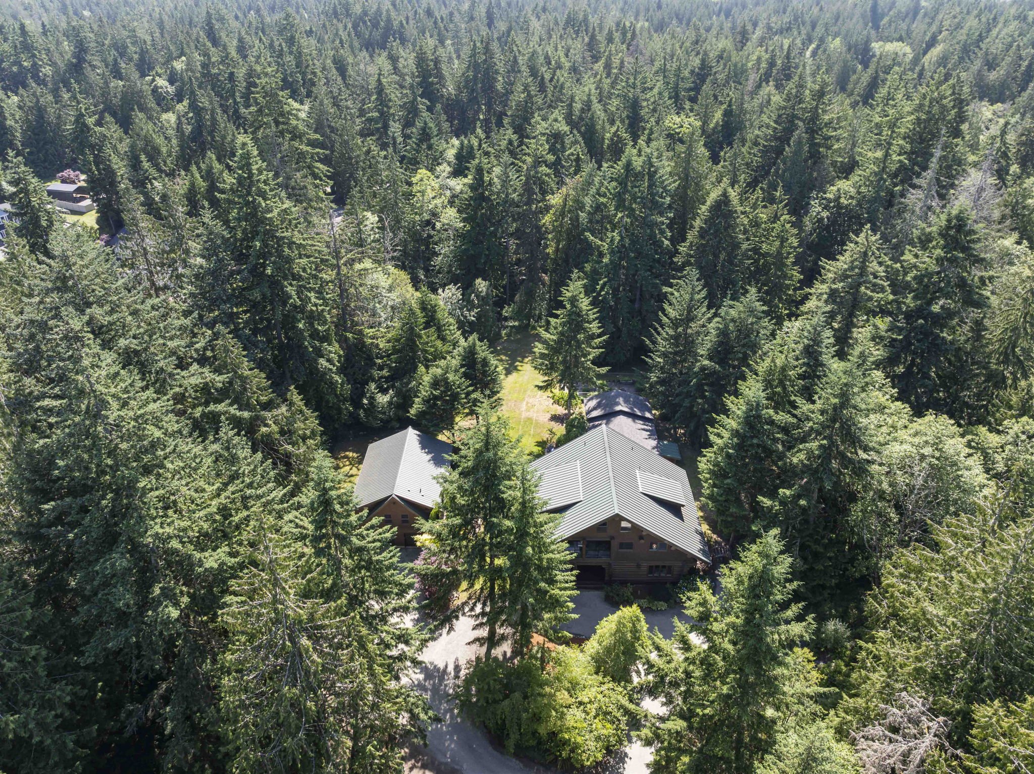 110-web-or-mls-15822-peacock-hill-ave.jpg
