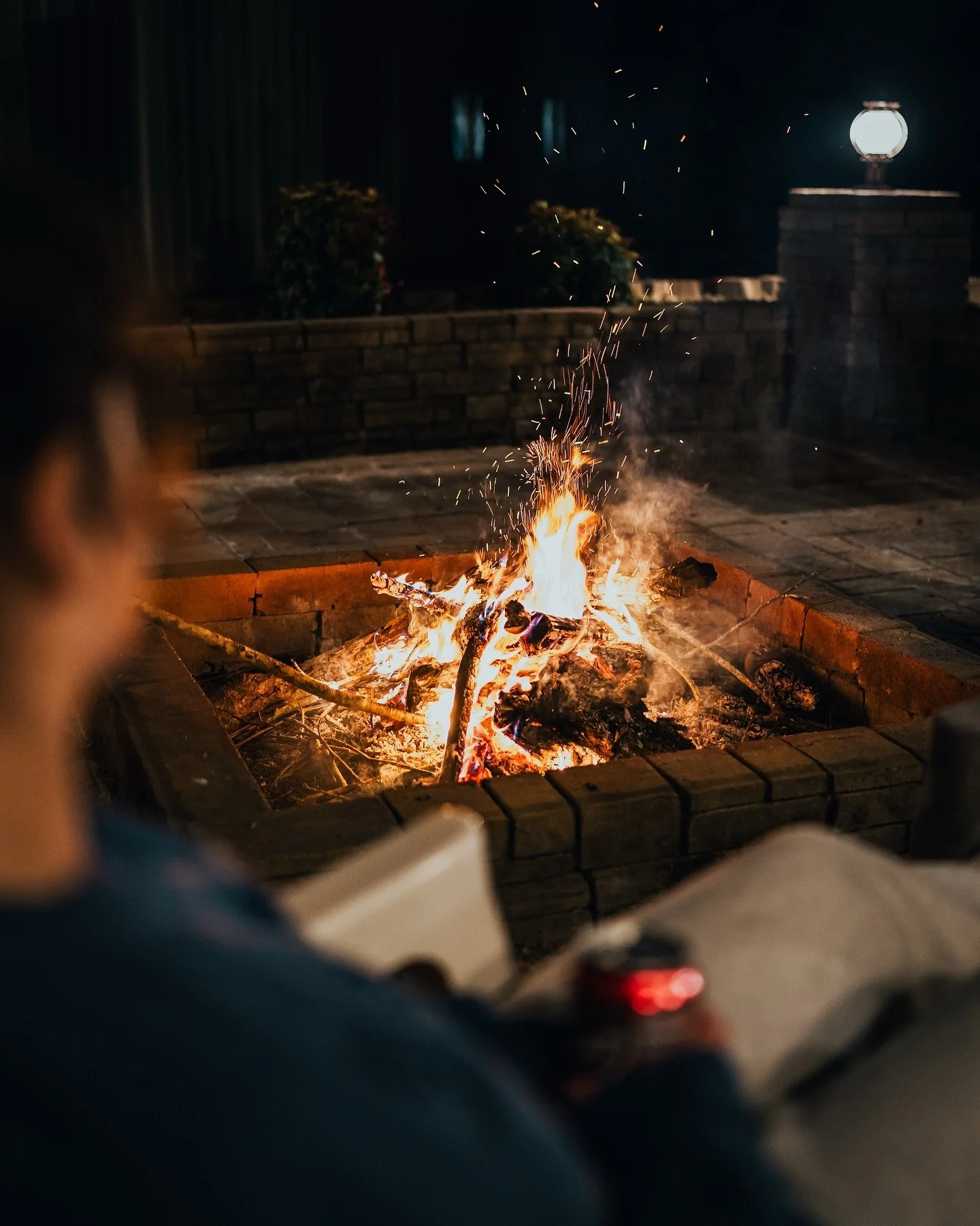 Weekend Vibes 🏕️
📸 Sony A7III
🔬 Sony 35mm f1.4 GM
&bull;
&bull;
&bull;
&bull;
#AGameOfTones#VisualArchitects#Fatalframes#Gearednomad#Rsa_Streetview#StreetDreamsMag#UrbanAndStreet#UsaPrimeShot#Main_Vision#ArtOfVisuals #CreateExplore#HighSnobiet #Mo