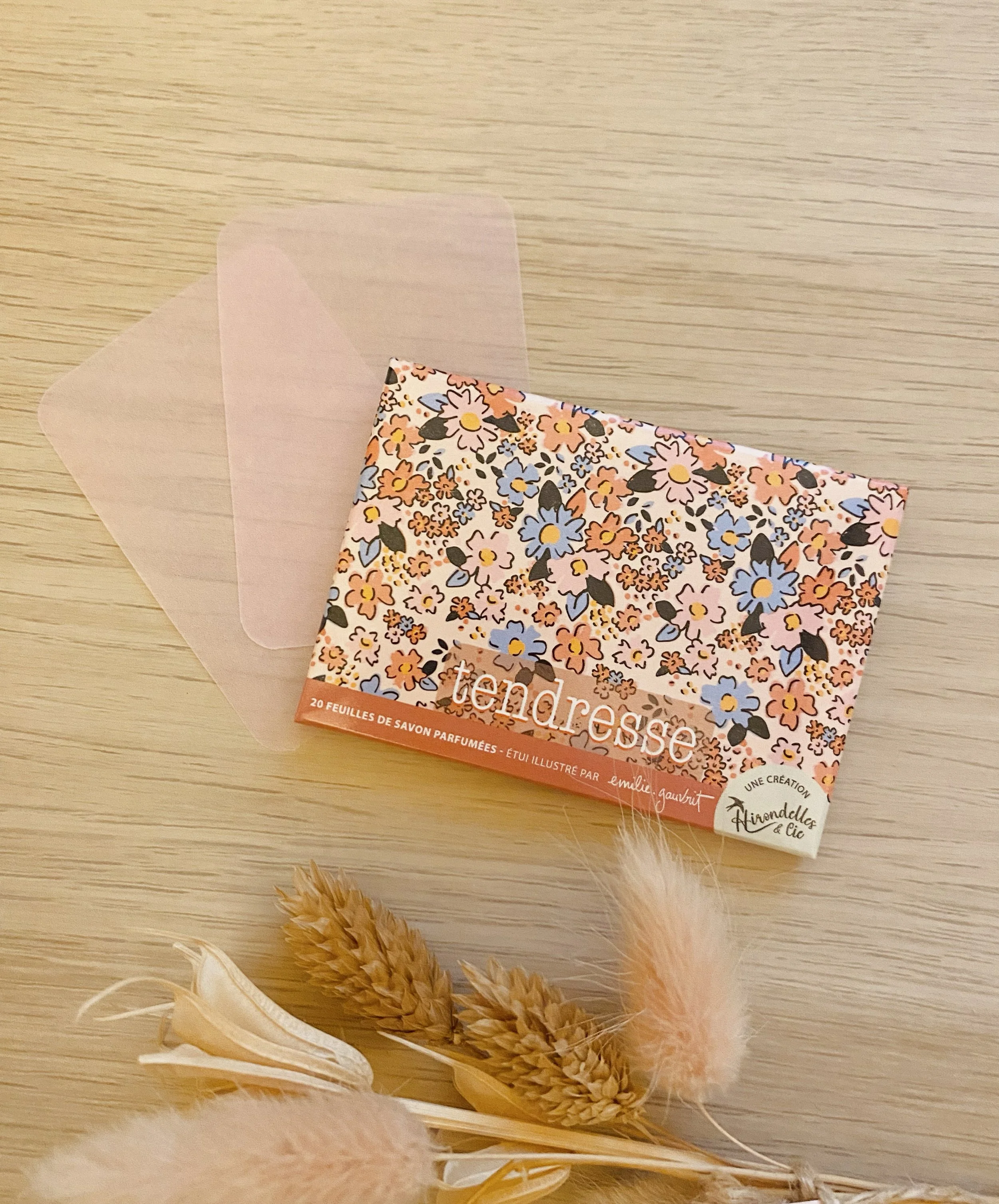 Feuilles de savon parfumées Liberty Romance - parfum rose