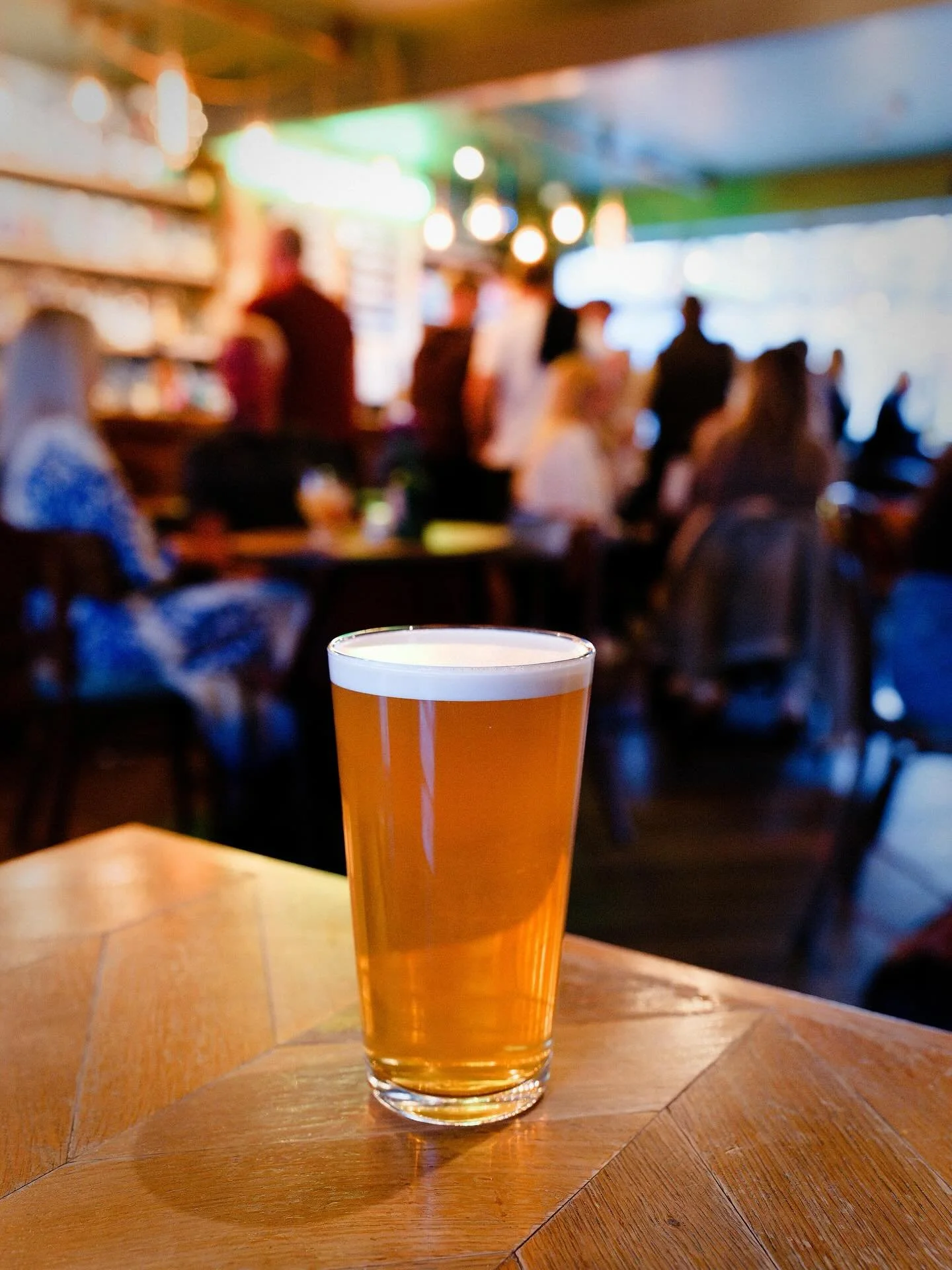 Sunday calls for cosy catch-ups, great pints, and our weekly quiz! 🍻
We&rsquo;re open from 2pm, quiz kicks off at 5, so grab your team and drop us a message to get involved 😁