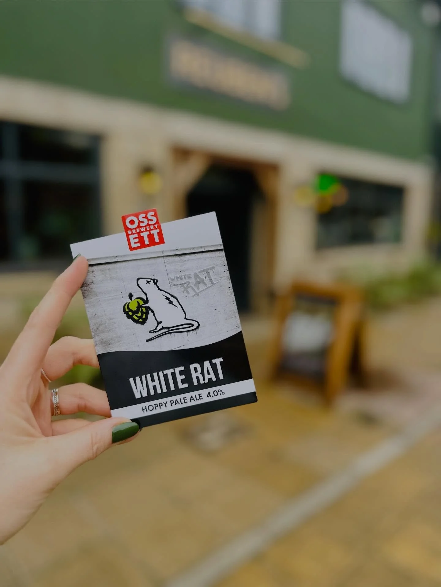 Open from 2pm so kick off your Saturday with beautifully fresh pours of - 

🍺 @ossettbrewery White Rat
🍺 @bingleybrew North Drift 
🍺 @bingleybrewery Goldy Locks Blonde
🍺 @saltairebrewery Montezuma&rsquo;s Triple Choc 

See you at the bar 🍻