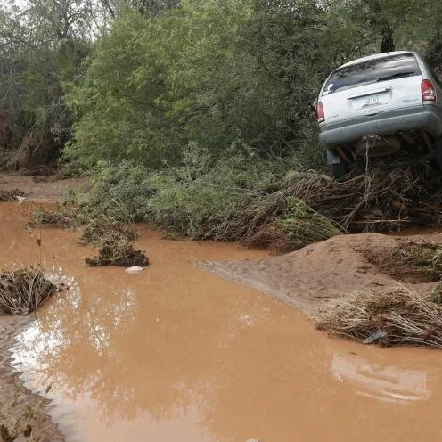 Arizona Water: Dangers and Disputes