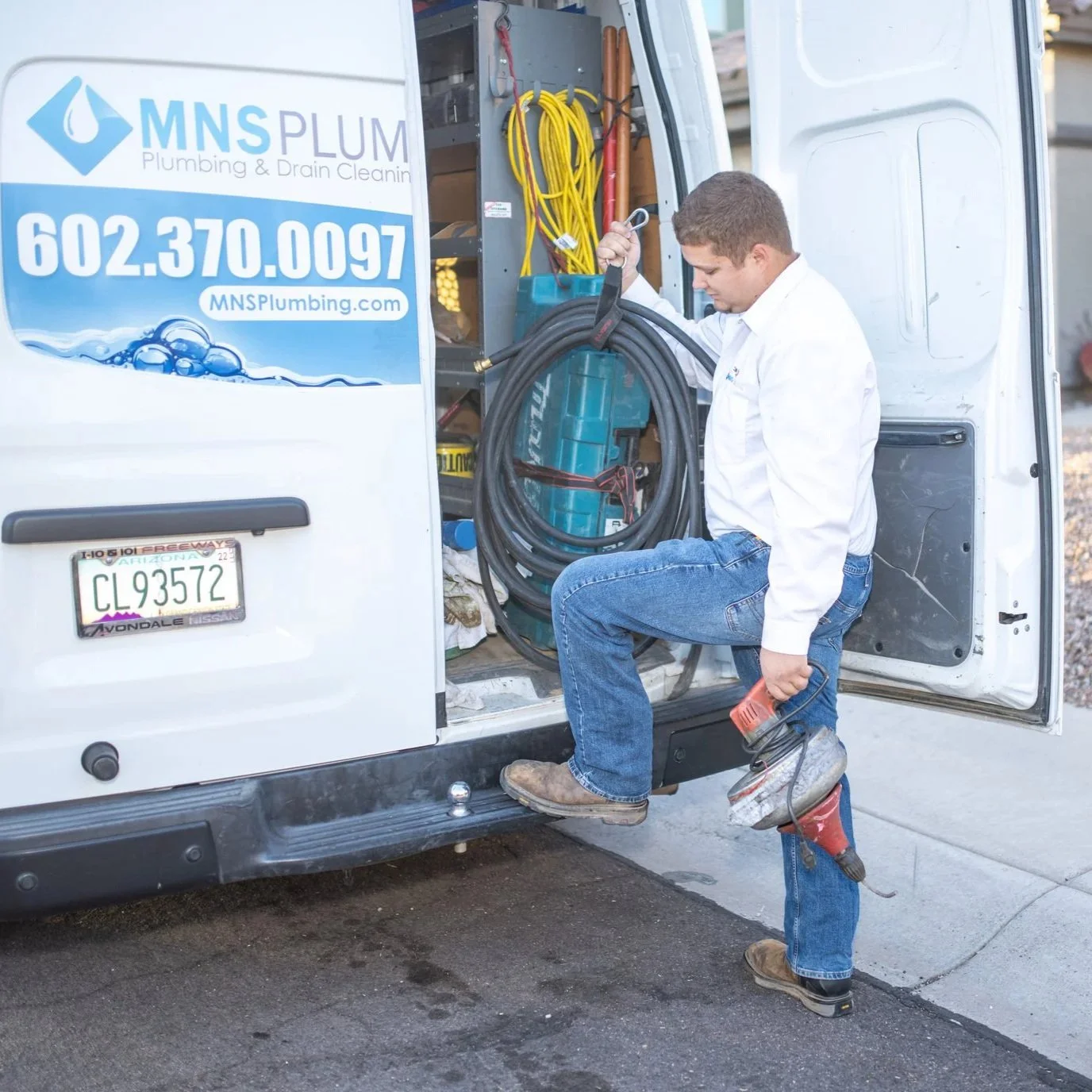 The Connection Between Warm Spots on Floors and Slab Pipe Damage