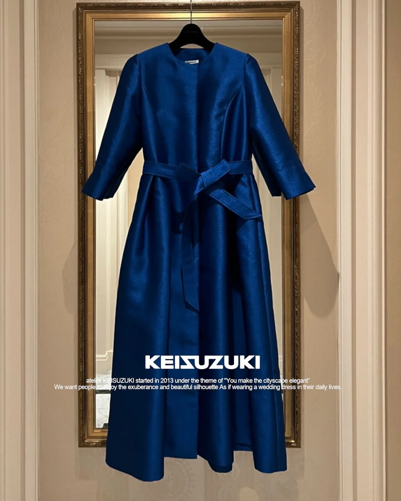 Design:UNI
Fabric:mikado
Color:royal bule