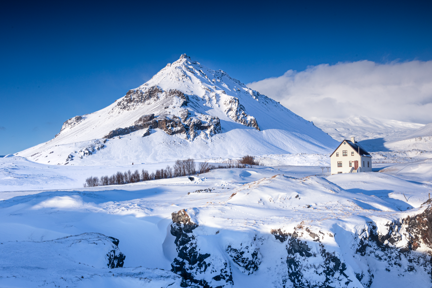 Iceland tour 2024 - Stondin-7.png