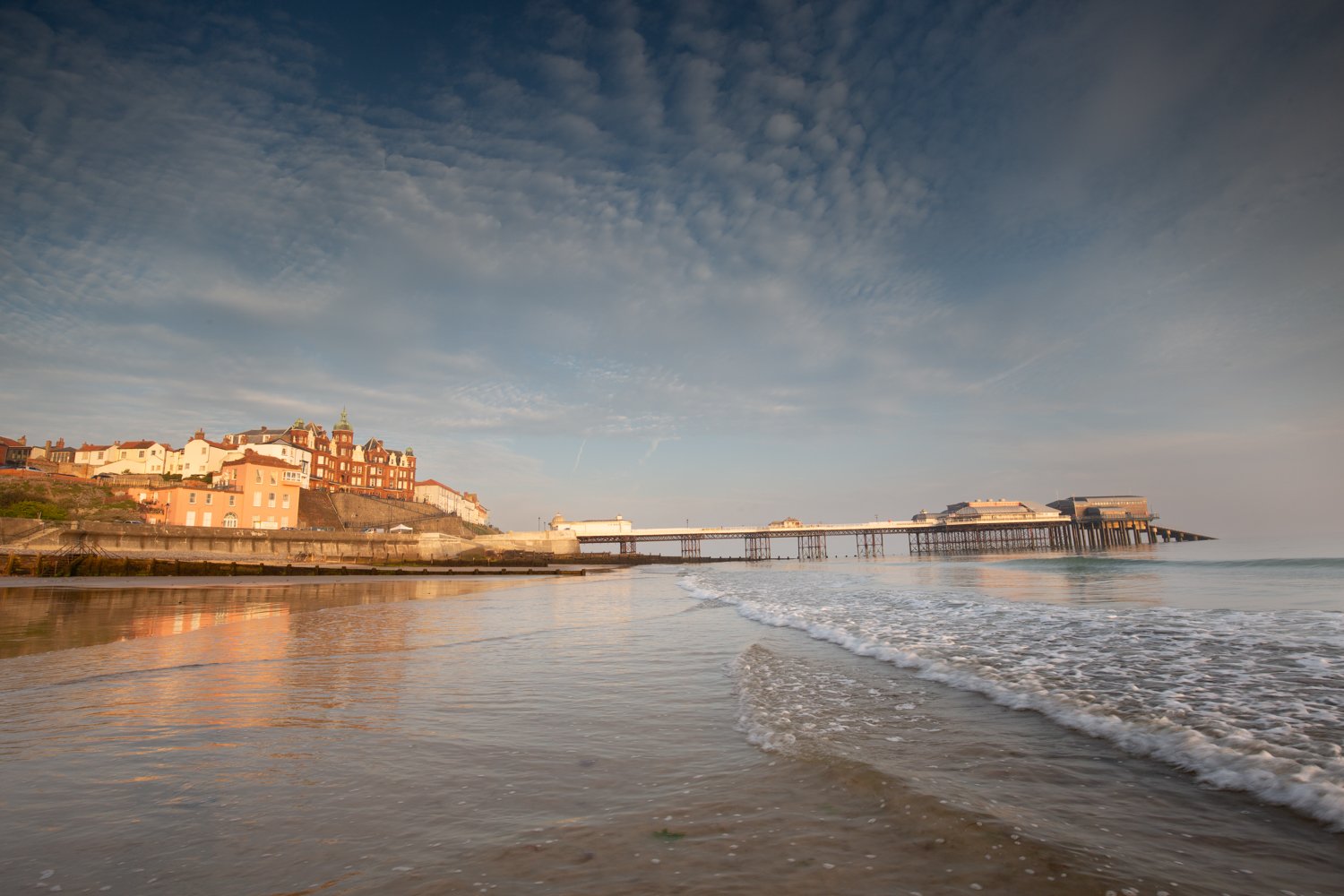Cromer 013 - Pink House.jpg