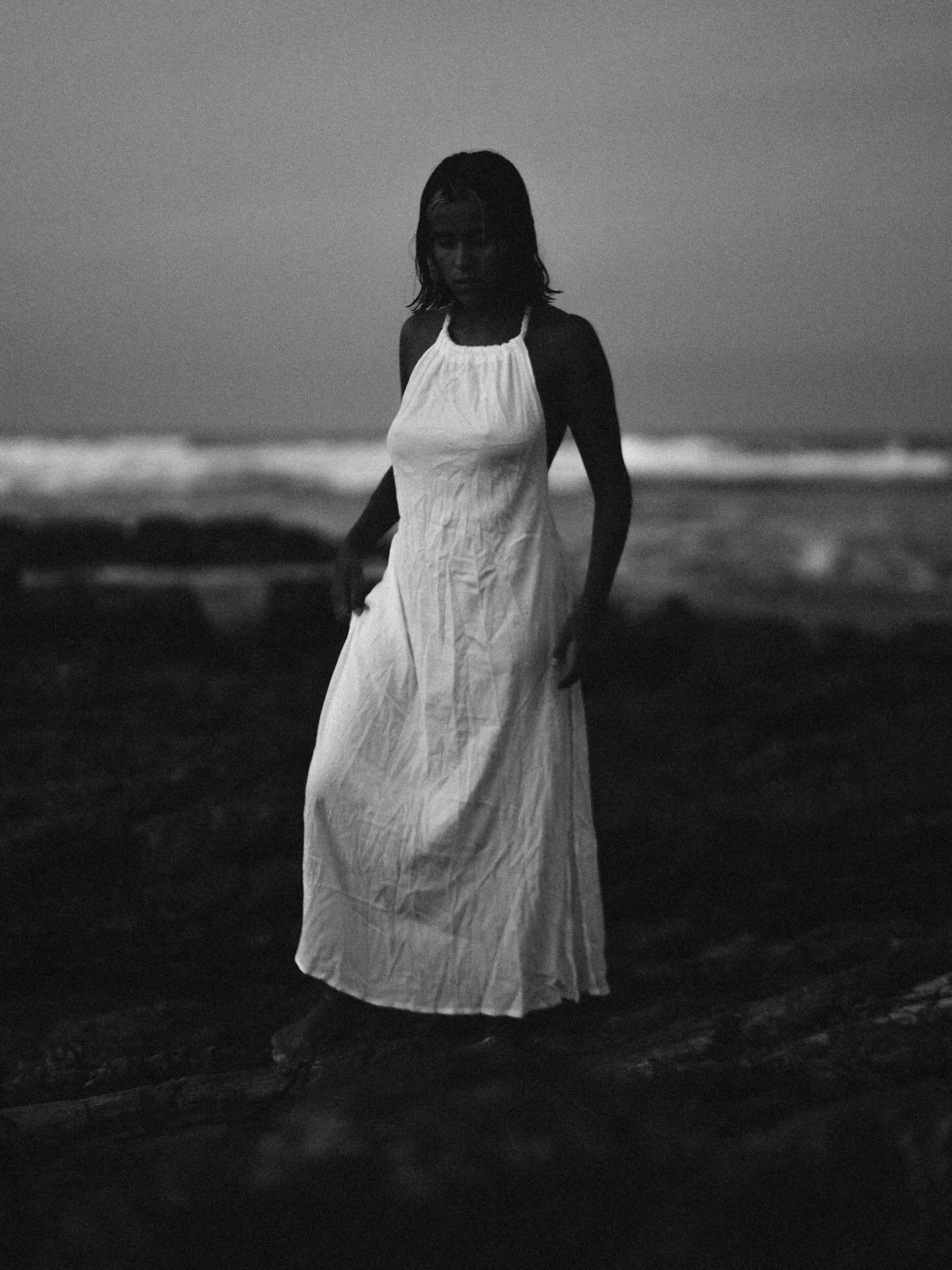 El mar es mi mayor maestro.

One early morning some time ago, with @rousauraa in the paradise of Santa Teresa 🌱