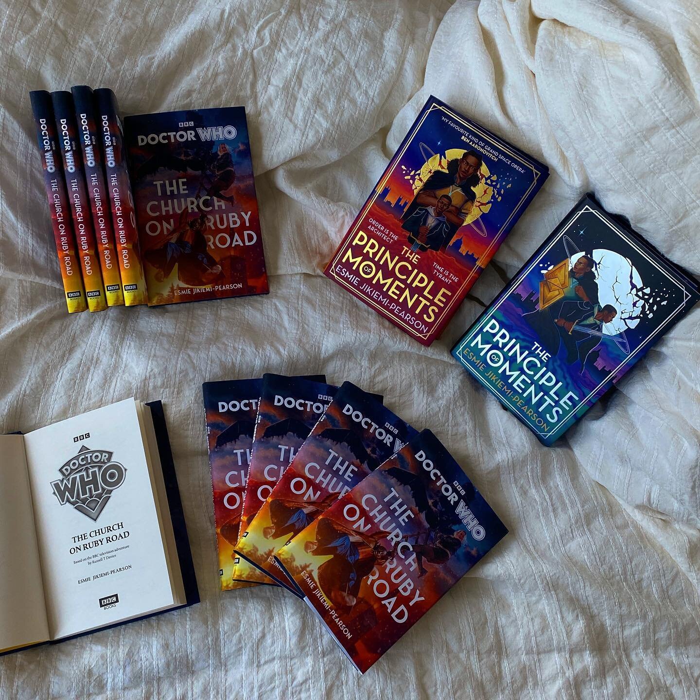 ✨🌈GIVEAWAY ALERT (U.K.)🌈✨

Happy Saturday everyone! To say a massive thank you to the readers who have supported me, I&rsquo;m giving away some TPOM &amp; Church on Ruby Road packages!🤩

you could win: 
❤️&zwj;🔥The Principle of Moments original c