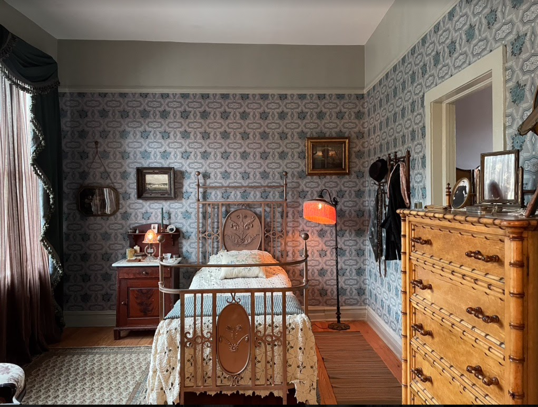 Screen Shot 2021-10-26 at 12.03.07 PM.png