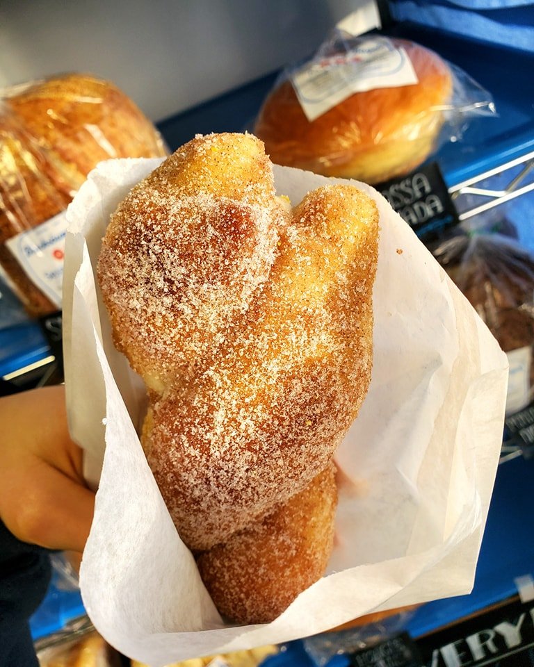 Hello Thursday 👋 come by the shop and get your cinnamon twist pretzel!  Also, check in later today for chocolate babka, fresh out of the oven!
If you come visit us you'll find we have plenty of fabulous tortillas today, and of course most of our del