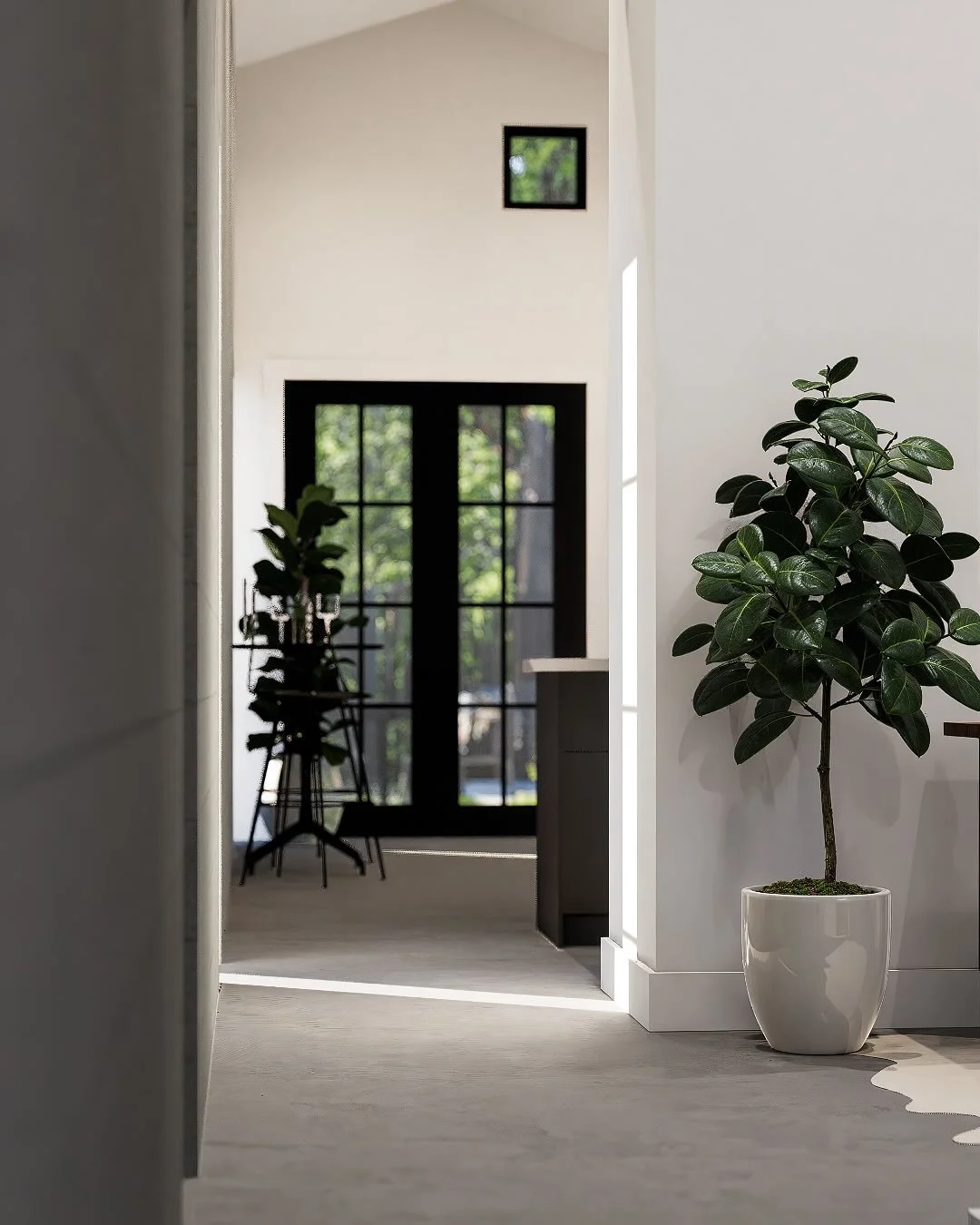 Entrees 1.0 - Looking towards the living room from the front door

#architecture #design #interiordesign #interior #homedecor #architect #home #architecturelovers #construction #homedesign #building #archilovers #interiors #luxury #decor #interiordes