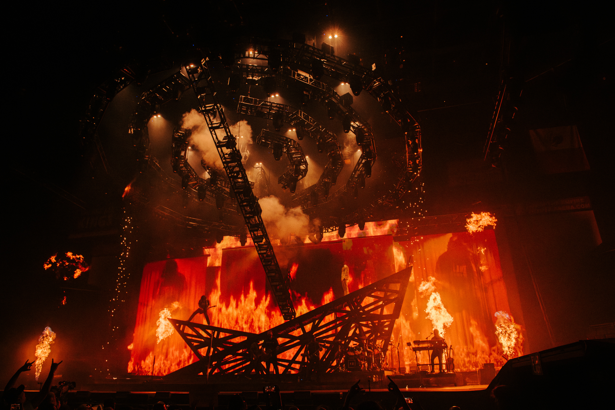 KANE-BROWN---THE-HIGH-ROAD-TOUR-2025---03.14.25---MICHAEL-DRUMMOND-2067 (1).png