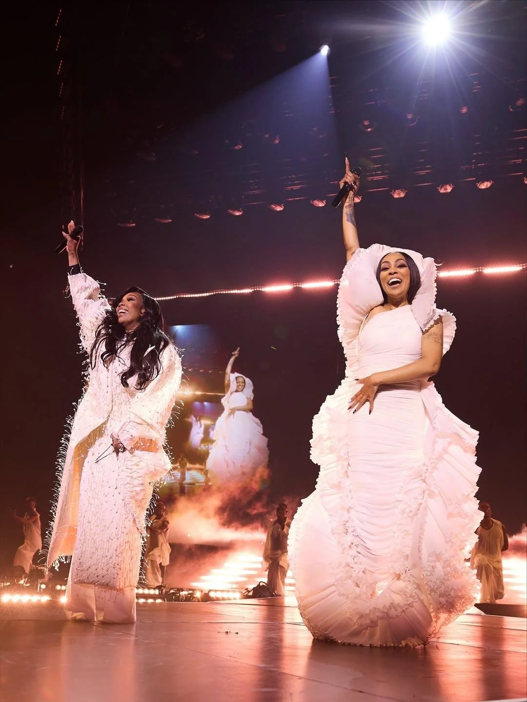 BRANDY AND MONICA - THE BOY IS MINE TOUR