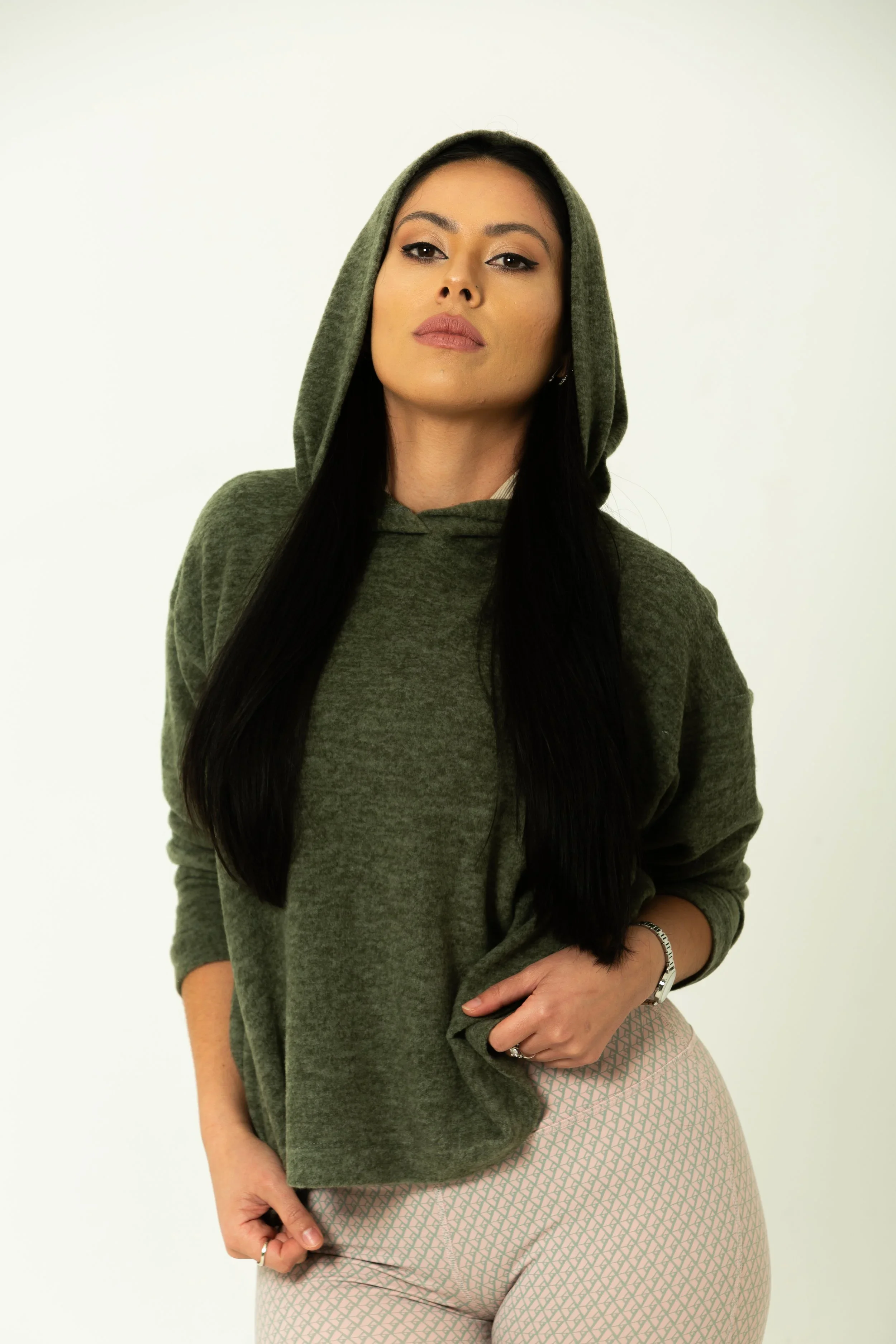 Soft Hoodie- Army Green_image-03.webp