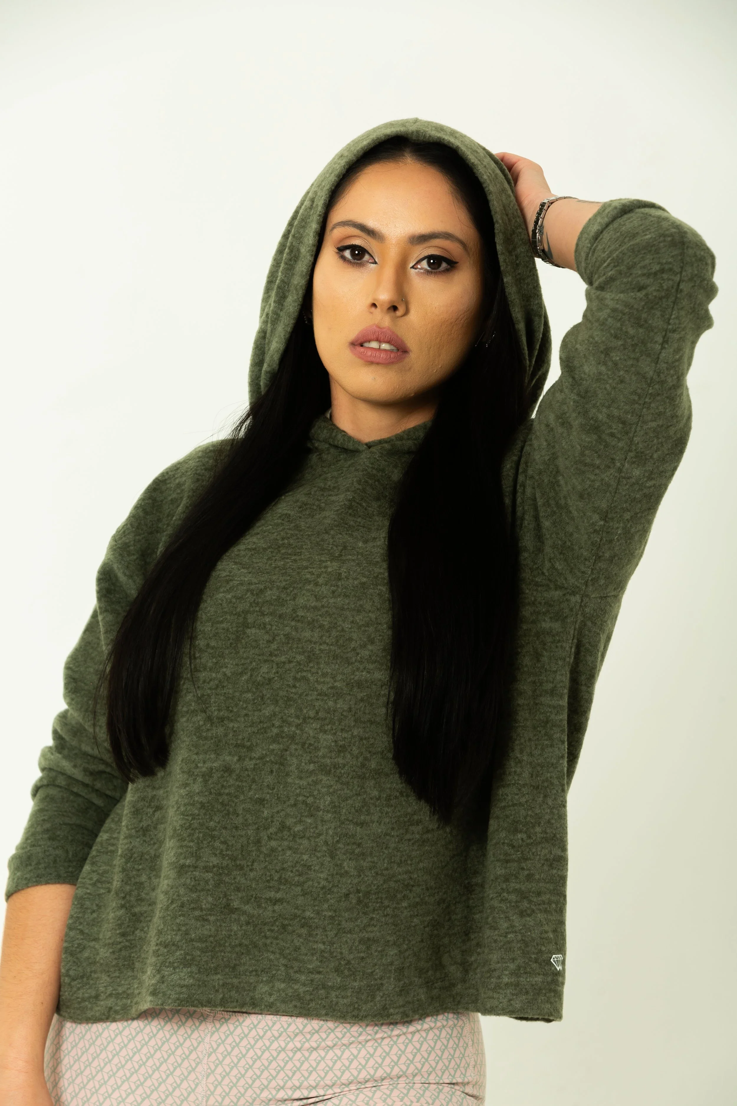 Soft Hoodie- Army Green_image-02.webp