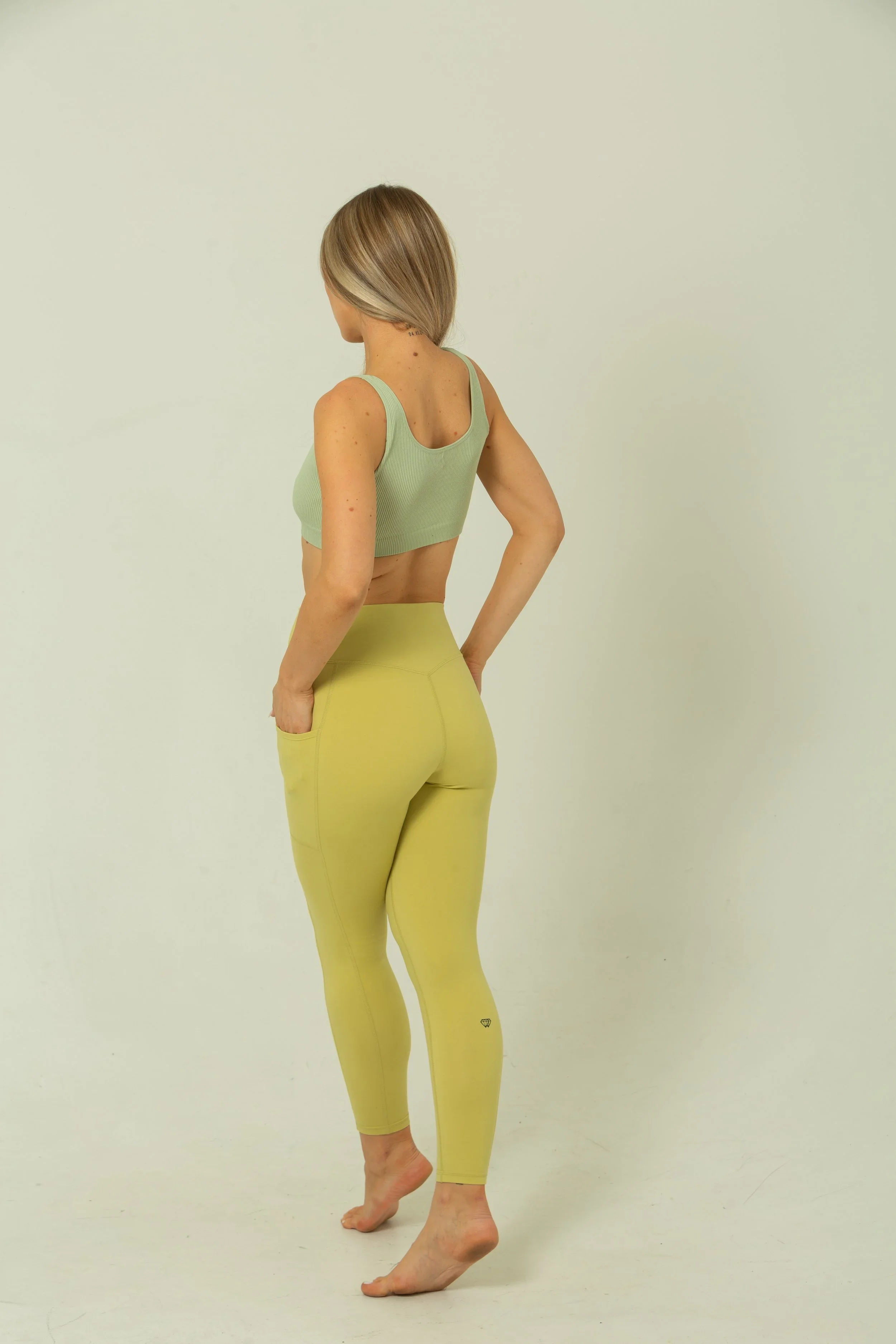 Ribbed Lace-Up Sports Bra-Mint_image-02.webp