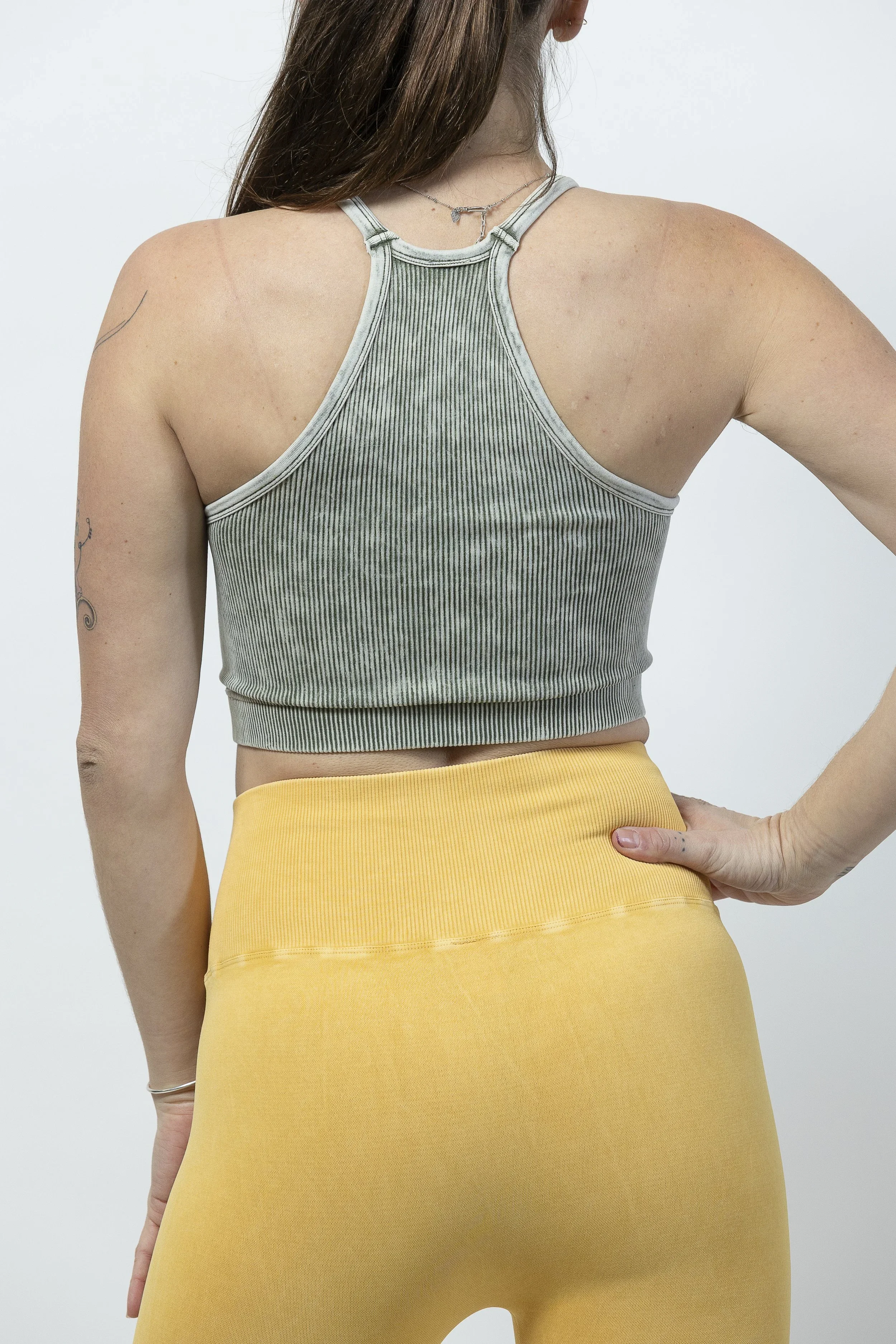 Vibrant Ribbed Seamless Crop Top_2FitAgl-35.jpg.webp