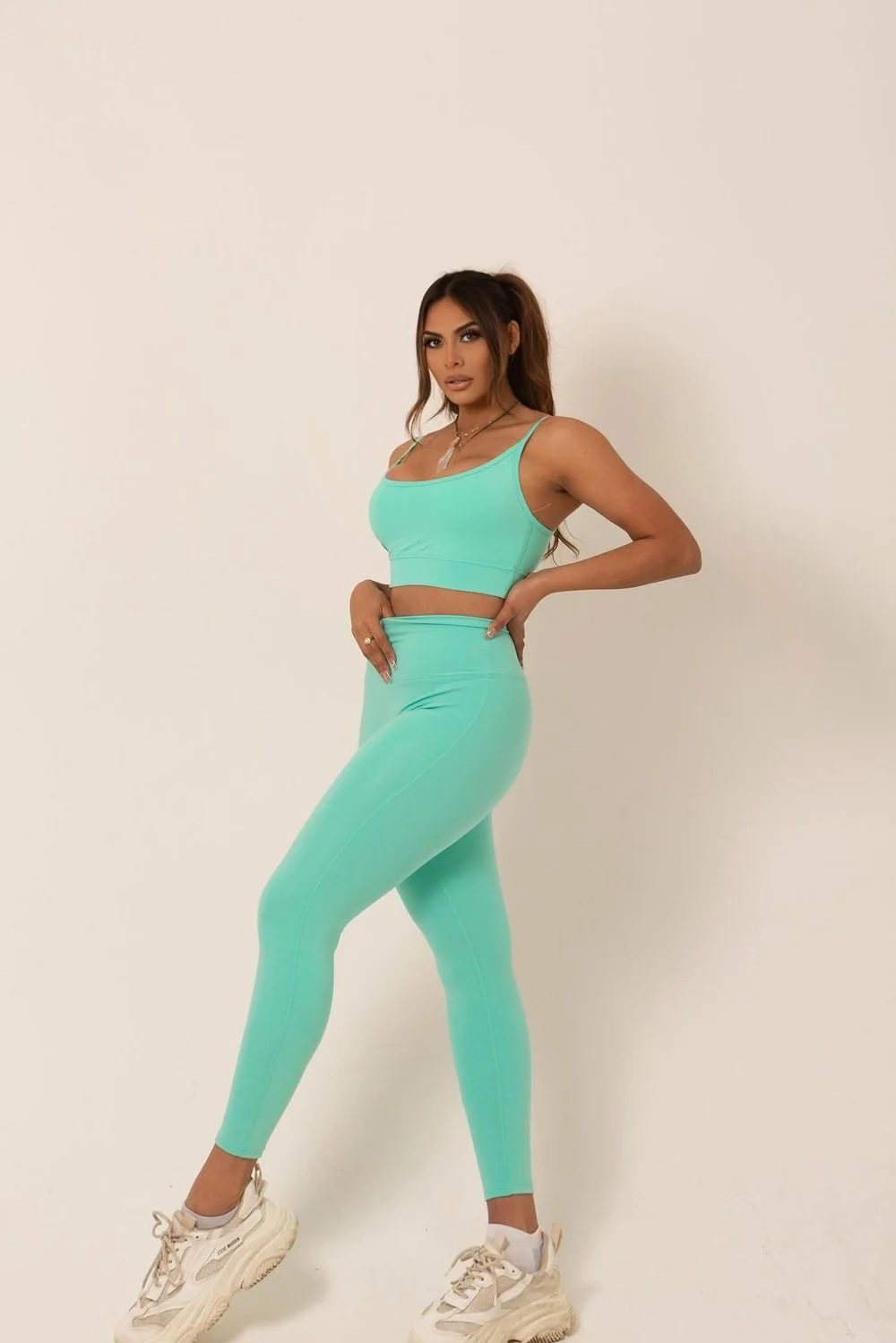 Mint activewear leggings_60B0CDFA-9B0D-496C-94F0-0B5575E329E6.JPG (Copy).jpg