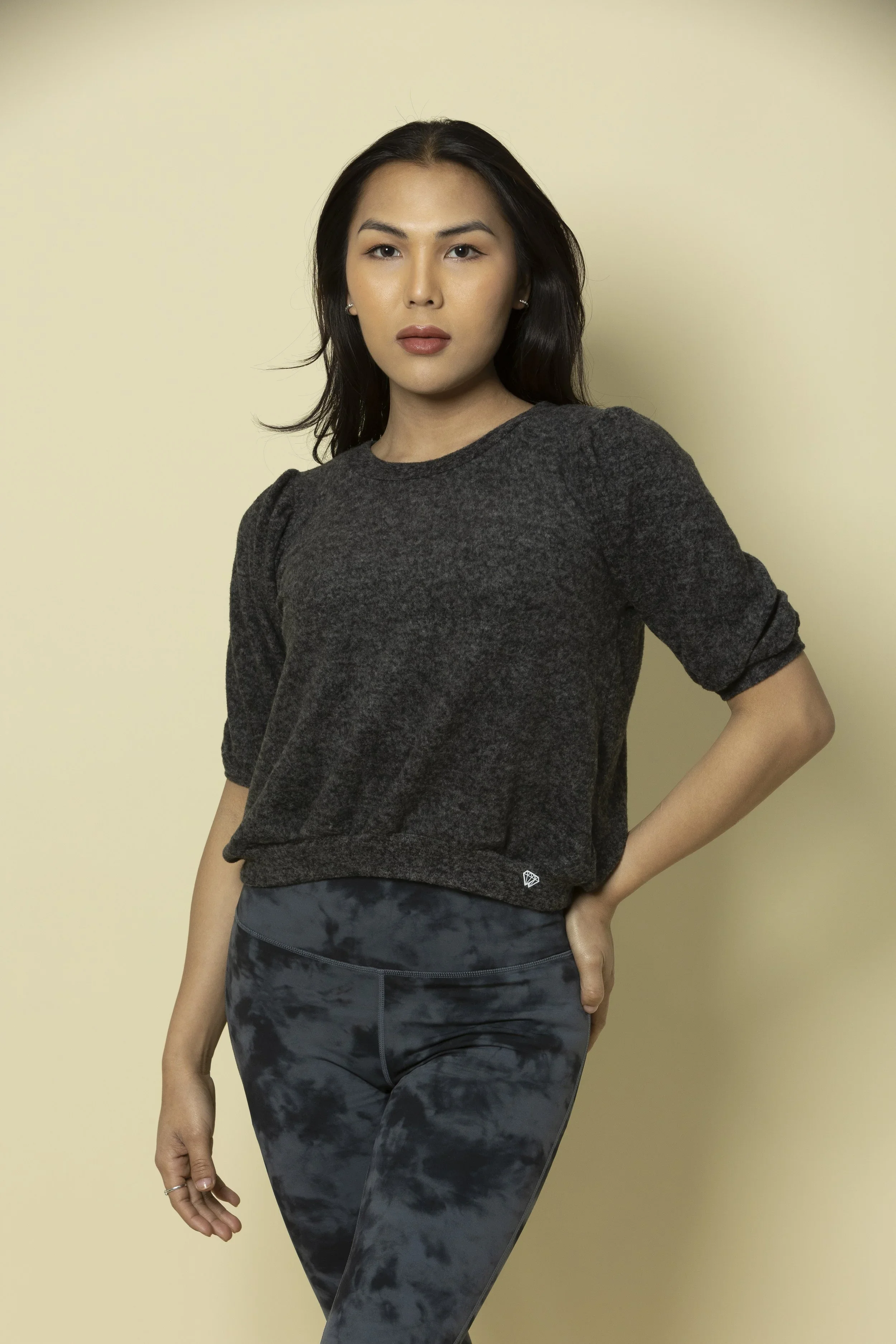 Retro Top-Black_image-02.webp
