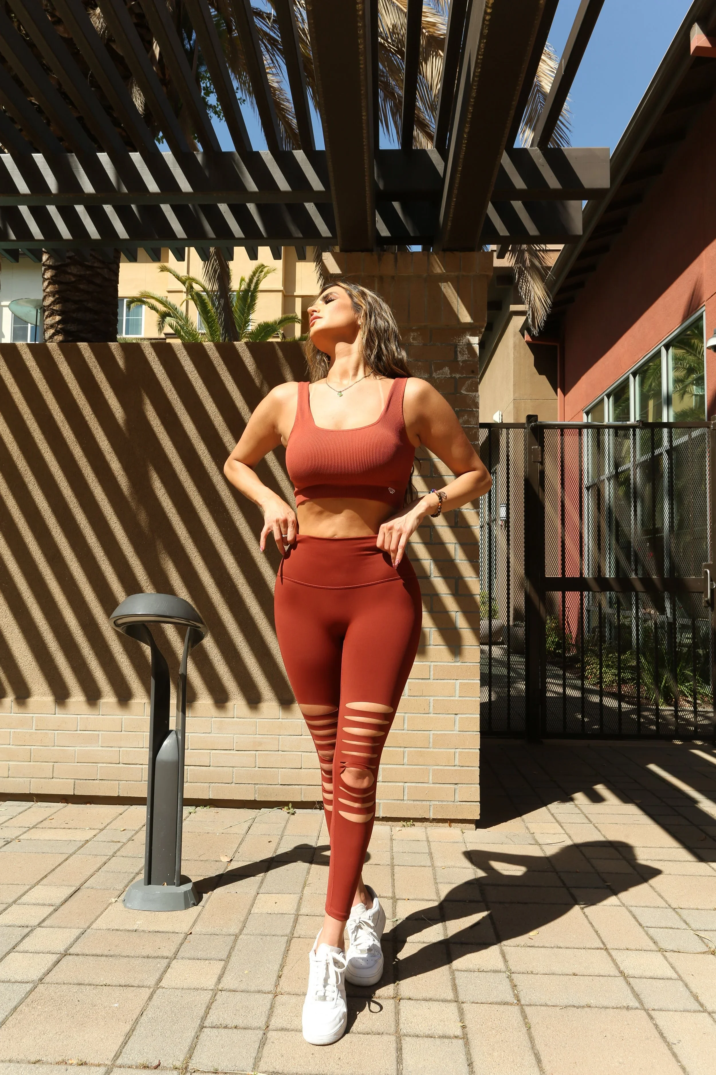 Rust Front Slash Leggings_image-01.webp